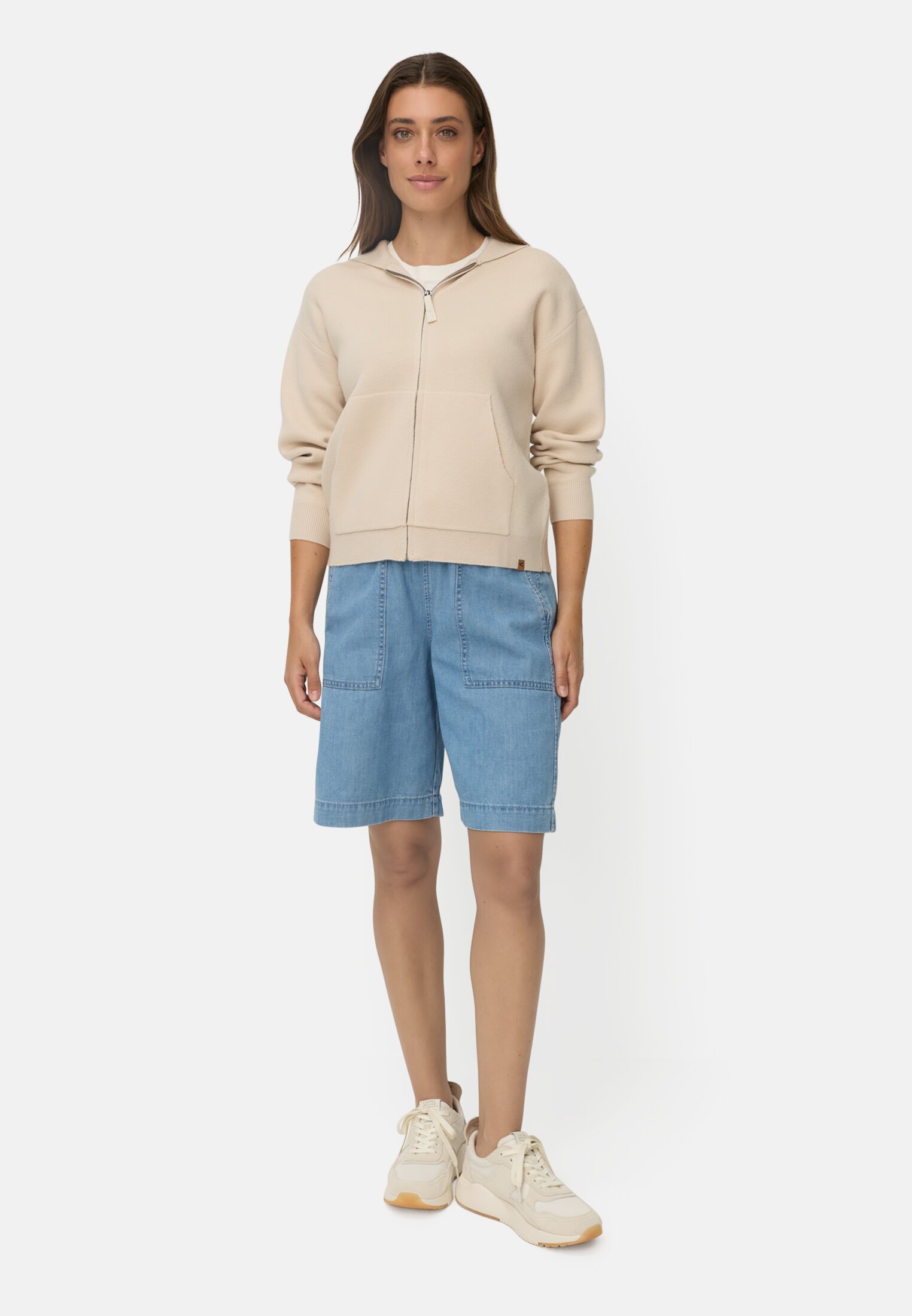 Vrouwen Vest met capuchon Beige gedragen voor lichaam compleet