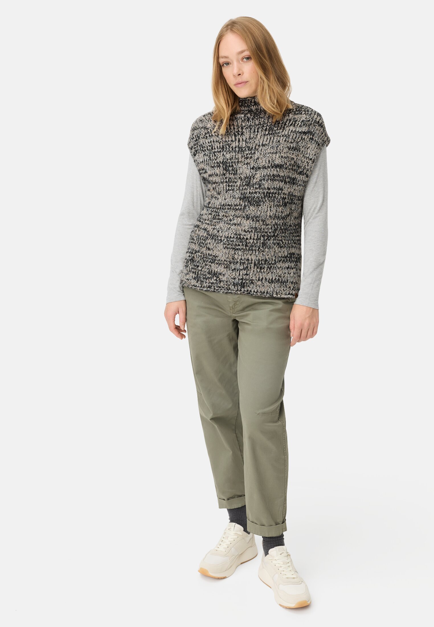 Women Knitted sweater with stand-up collar Gray worn front full body