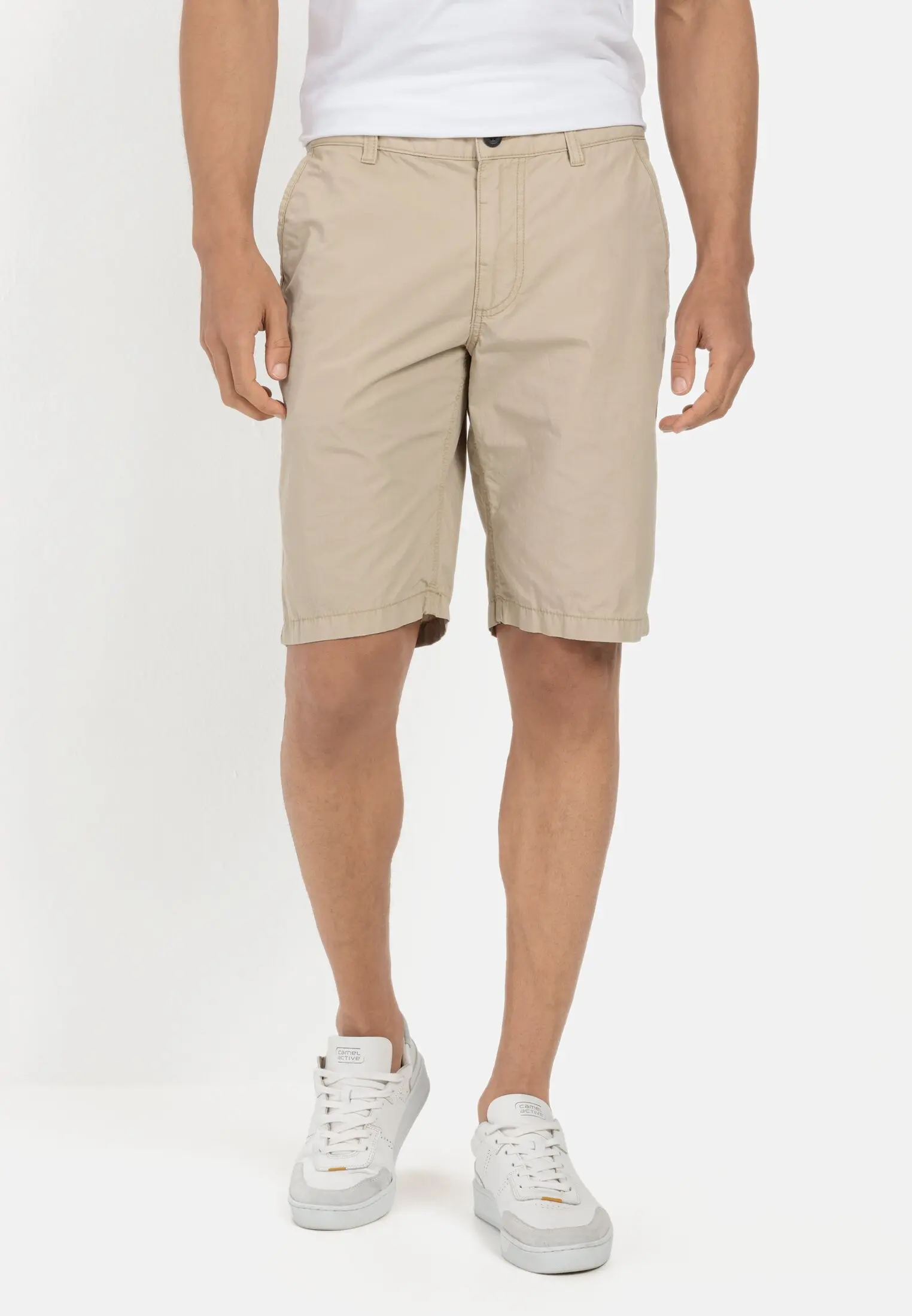 Chino Shorts for Men in beige camel active