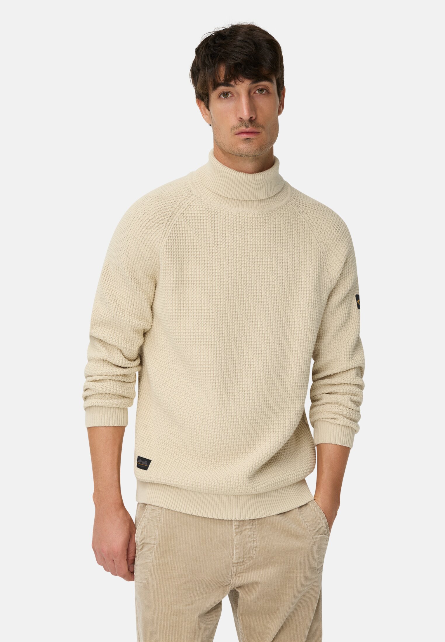 Men Knitted sweater with stand-up collar Oats worn front