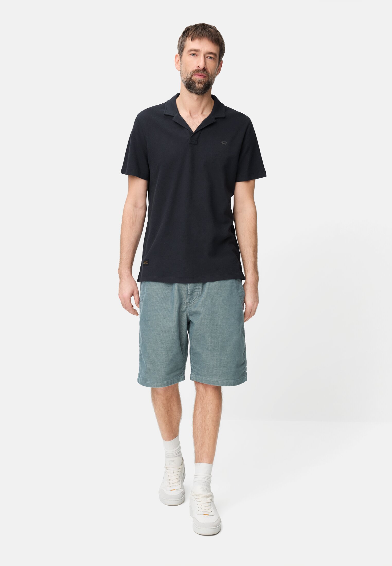 Men Polo shirt made of pure cotton Dark Blue worn front full body