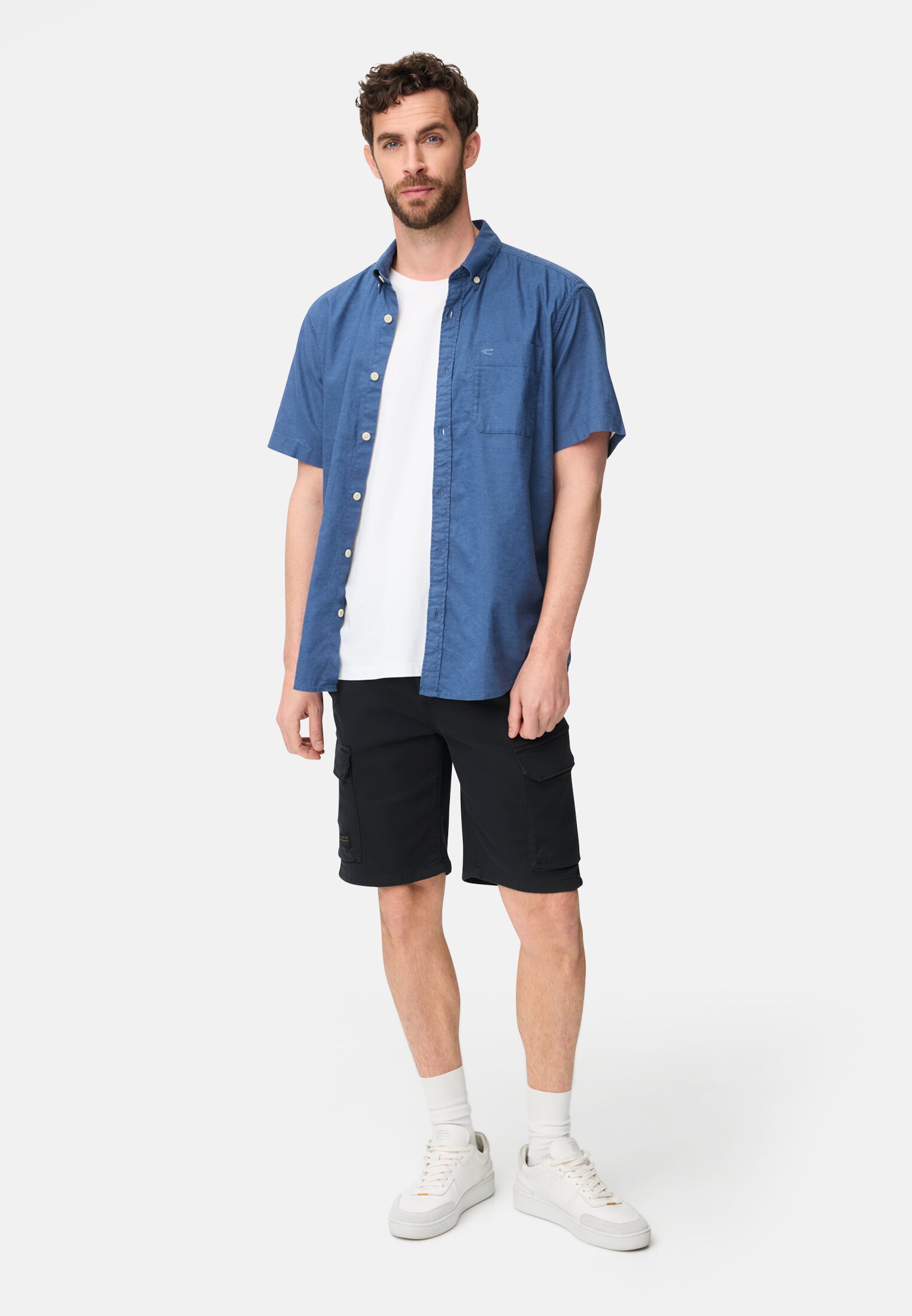 Heren fleXXXactive® shorts met trekkoord Donkerblauw gedragen voor lichaam compleet