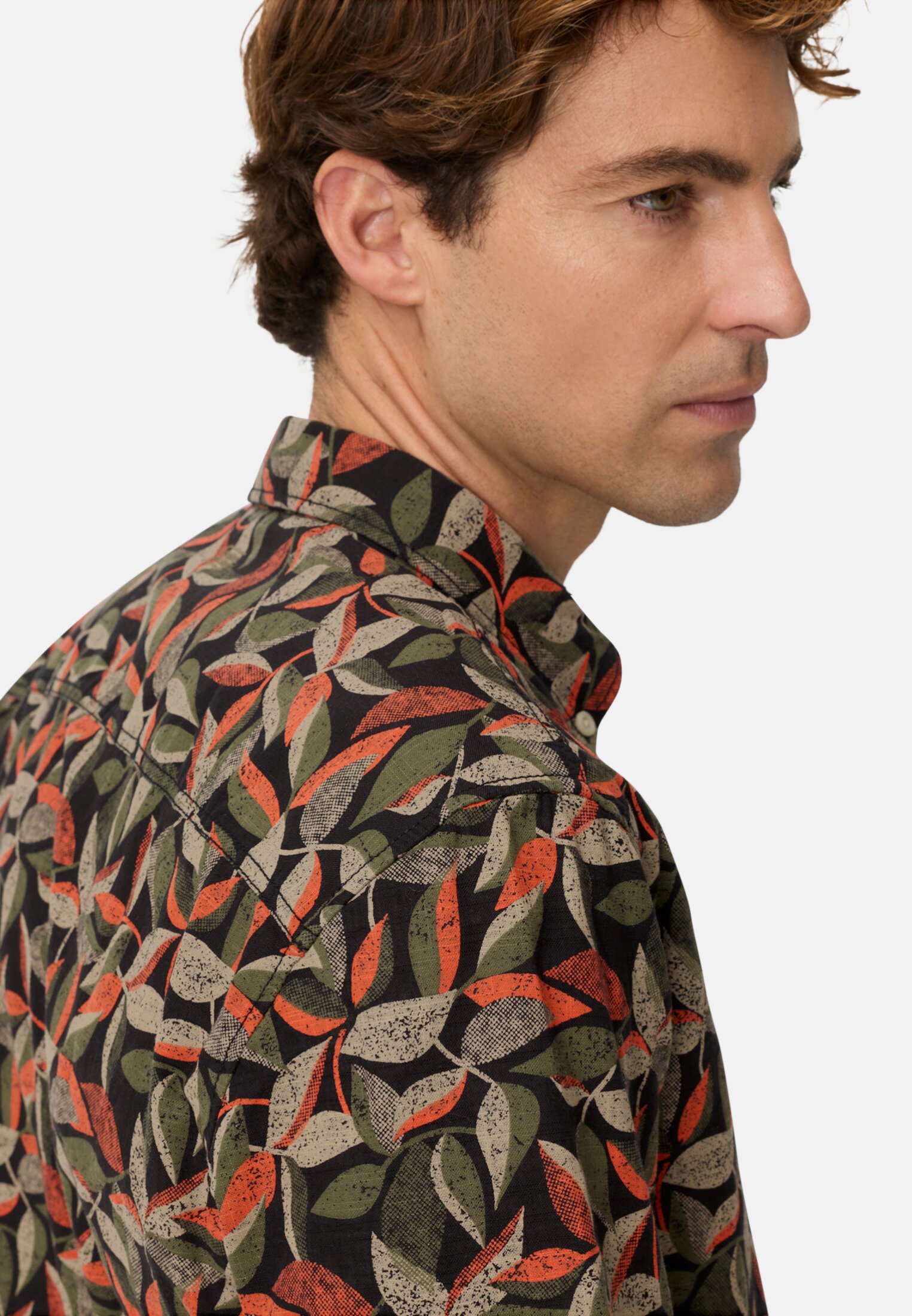 Heren Korte mouwen shirt van puur katoen Oranje gedragen detail dichtbij  