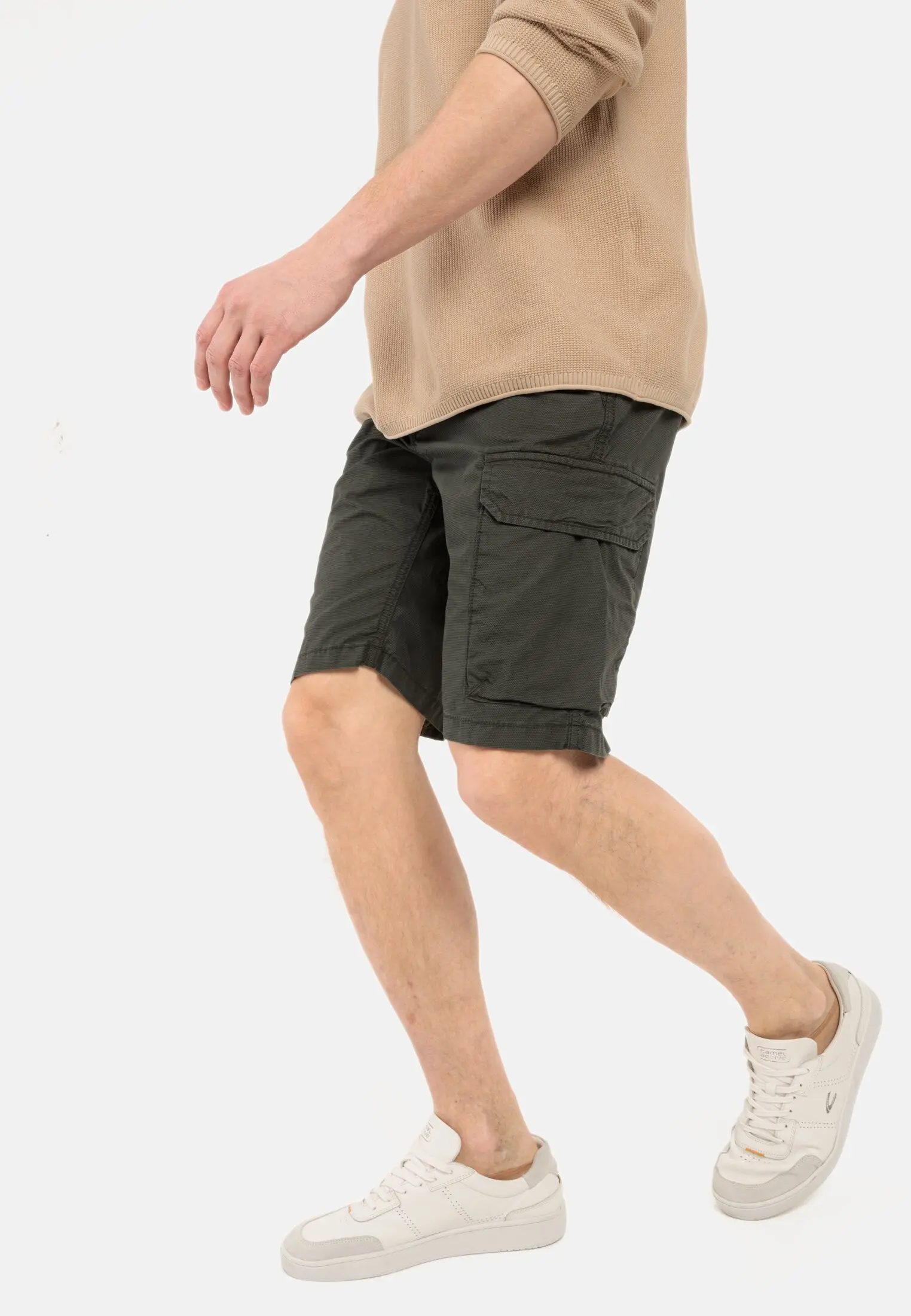 Regular Fit für Herren in Dunkelgrün | 46IN | camel active