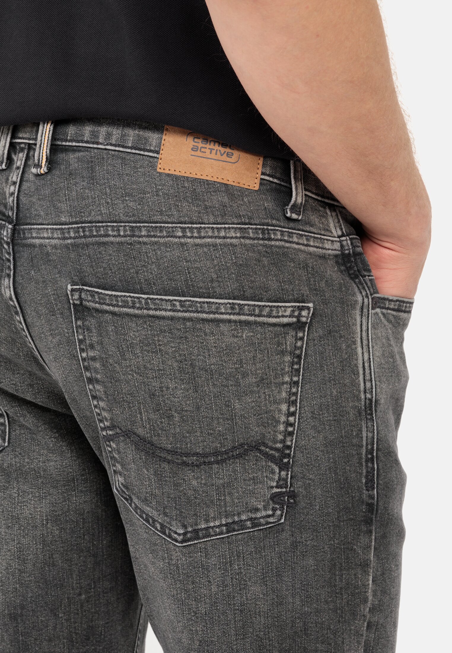 Men Slim Fit 5-Pocket Jeans Grey worn detail close