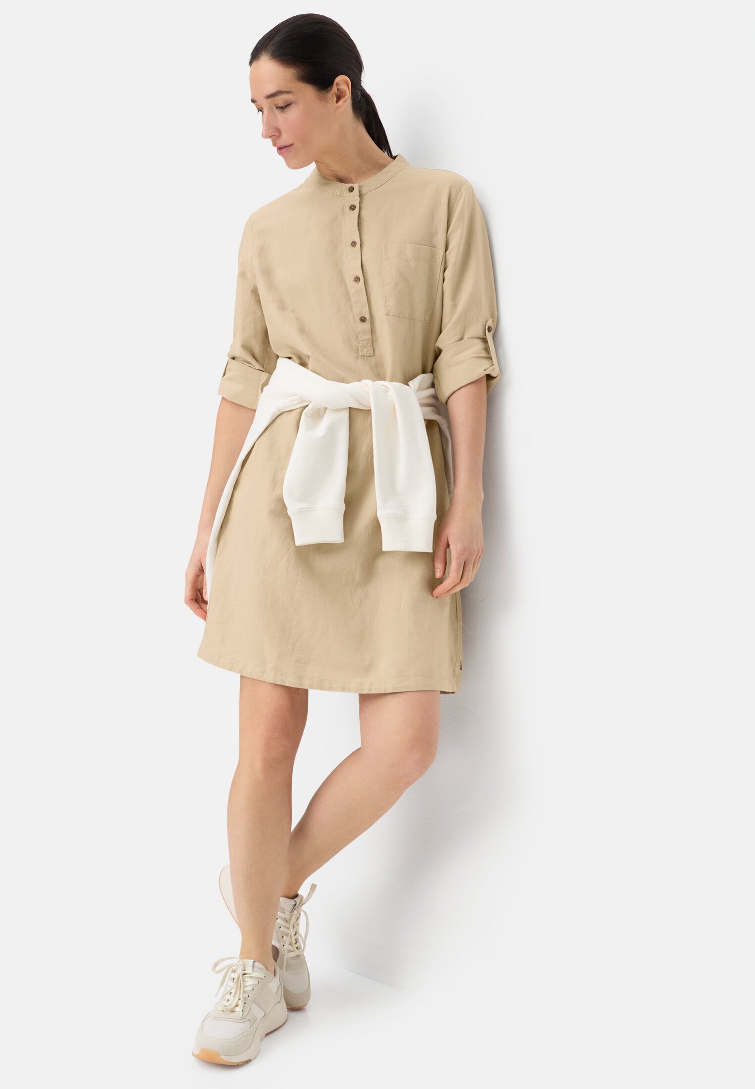 Women Shirt dress with stand-up collar Sand worn emotional