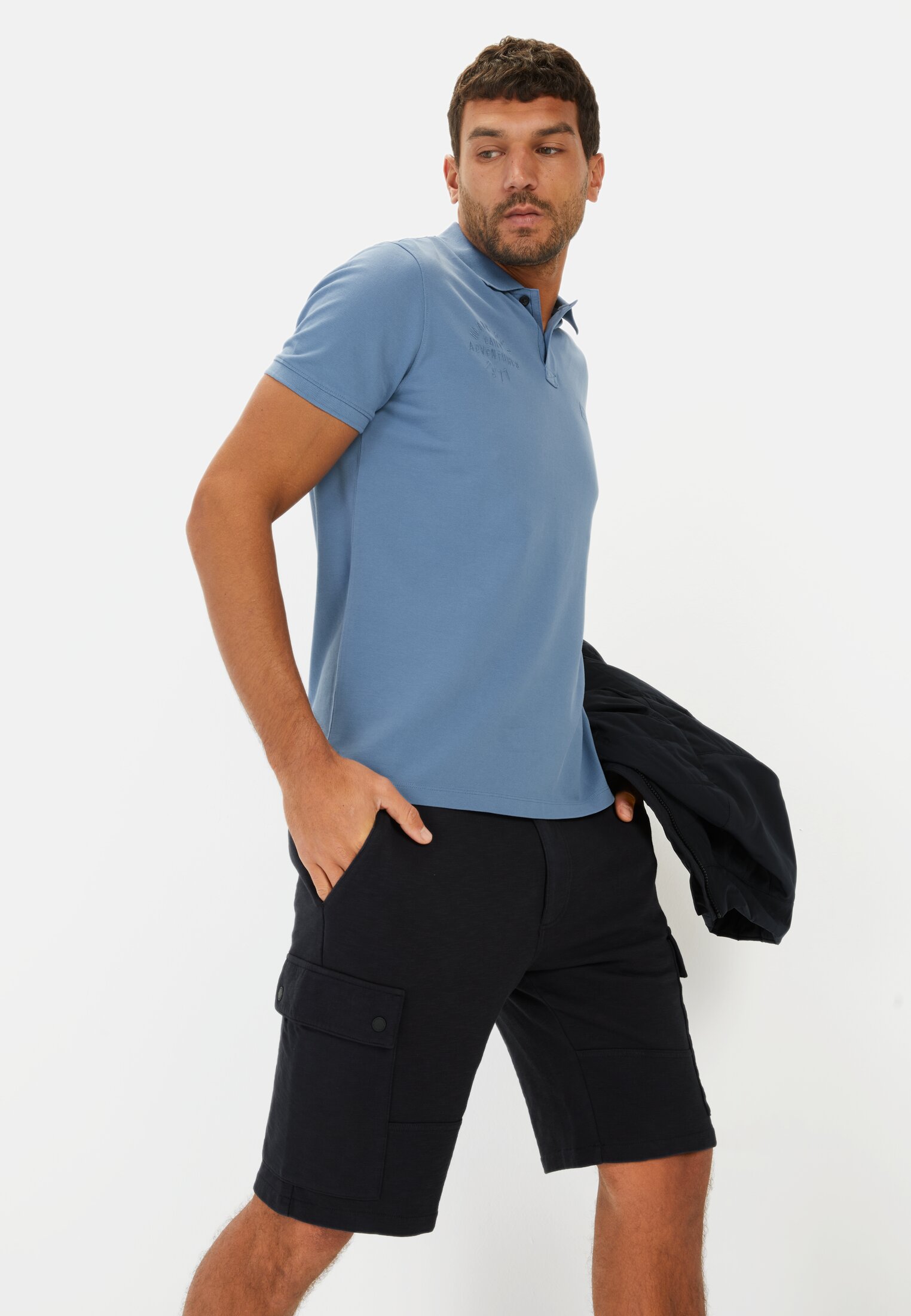 Heren Korte mouw poloshirt gemaakt van katoen Blauw gedragen emotional 