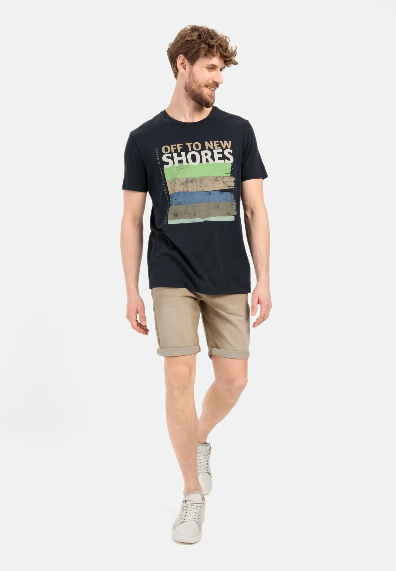 Colour Denim Shorts for Men in beige camel active