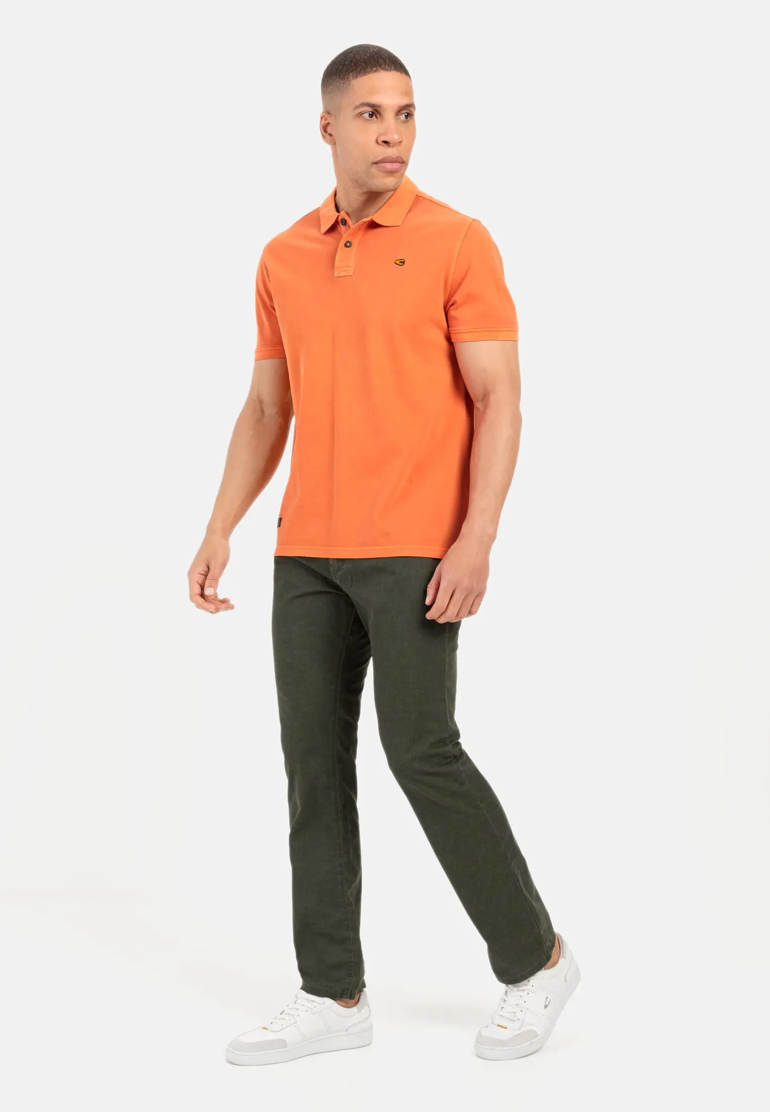 Relaxed Fit für Herren in Dunkelgrün | 42/34 