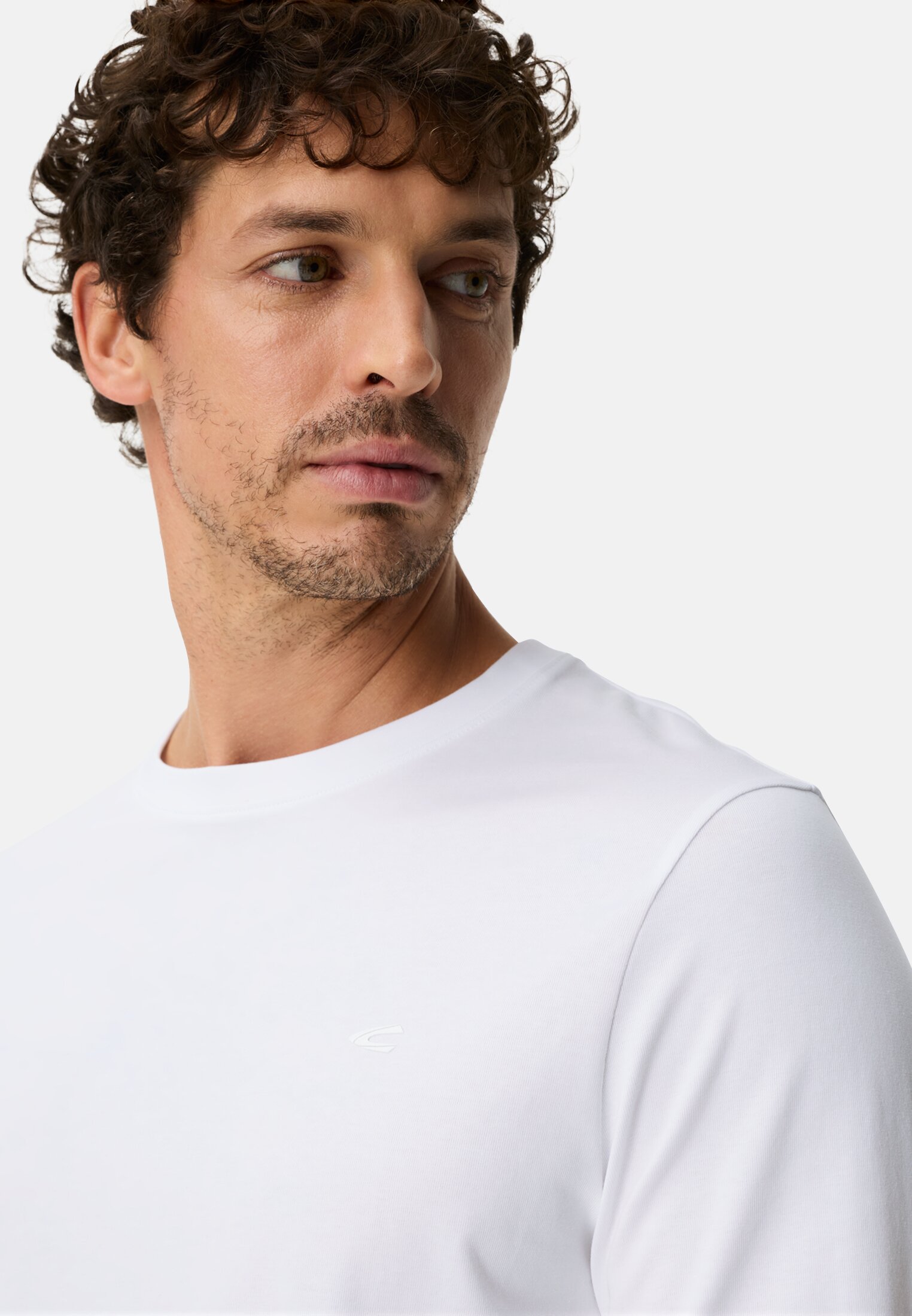 Men fleXXXactive® Long Sleeve Shirt with Crew Neck White worn detail close