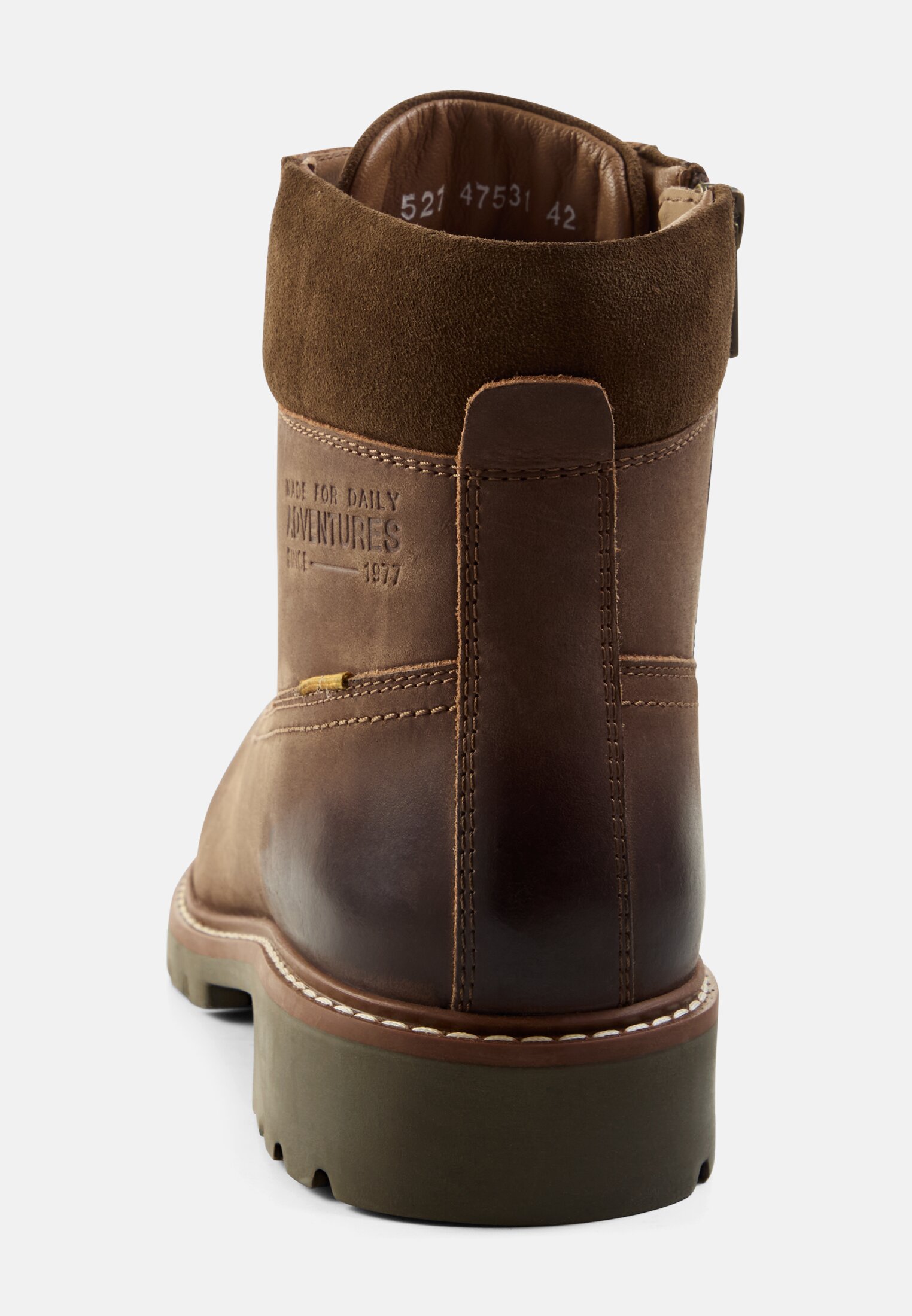 Men Leather shoe with rubber tread Brown front close