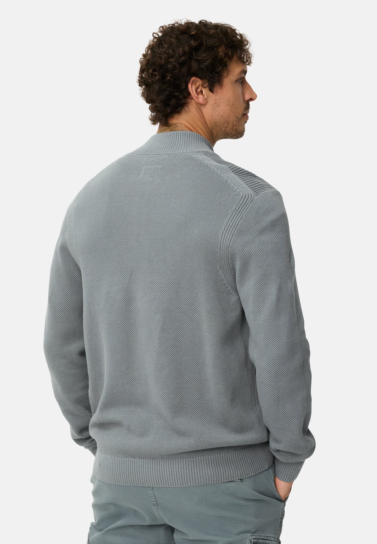 Heren Gebreid vest met opstaande kraag Blauw gedragen achter