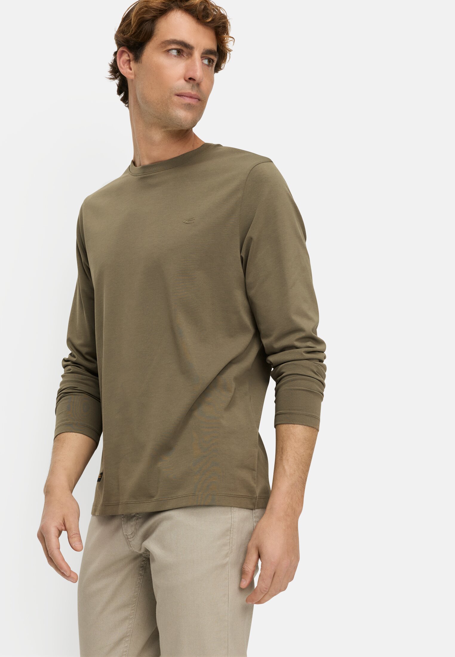 Heren fleXXXactive® Longsleeve met ronde hals Olijfgroen gedragen emotional 