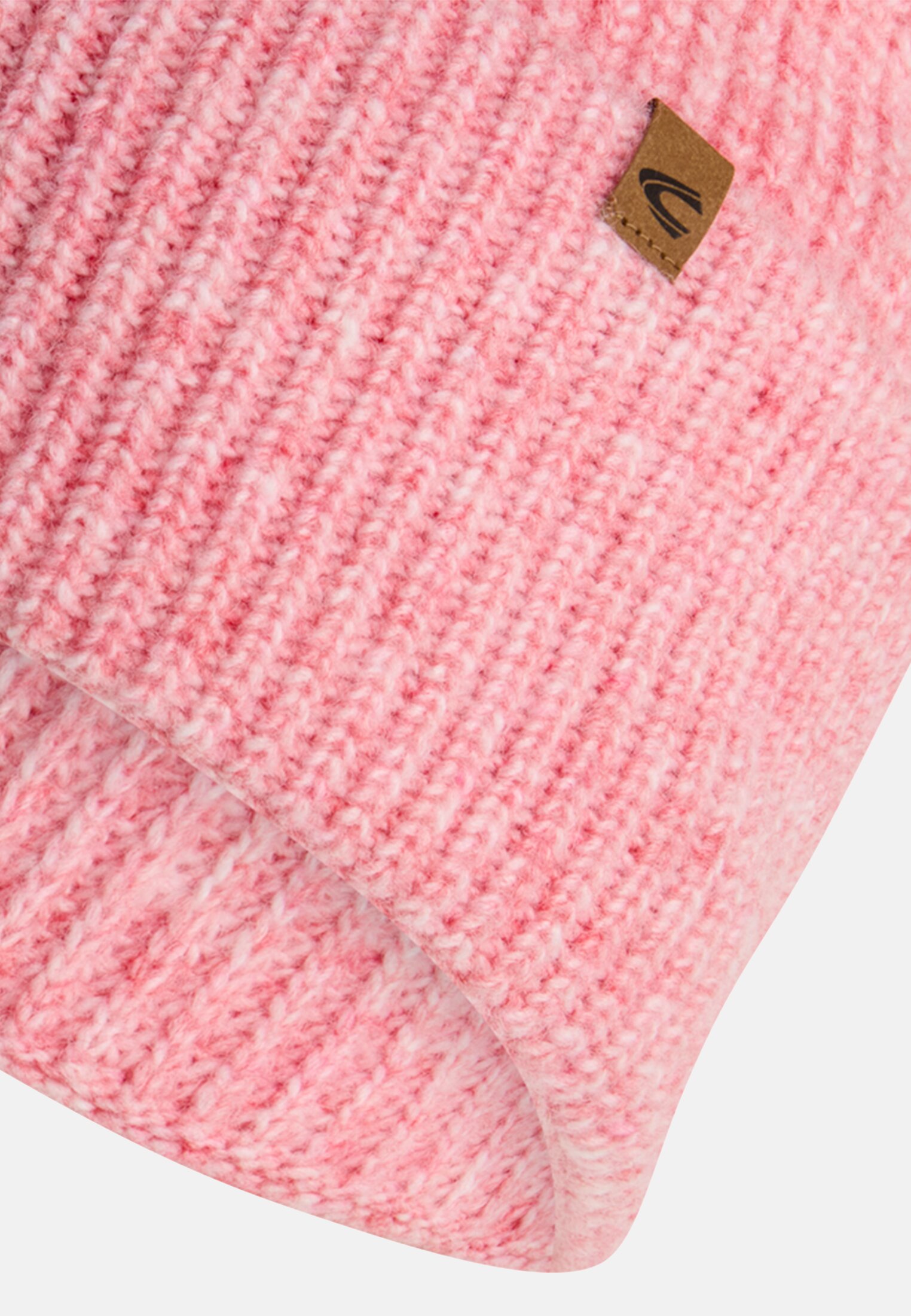 Women Knit beanie in soft material Berry front close