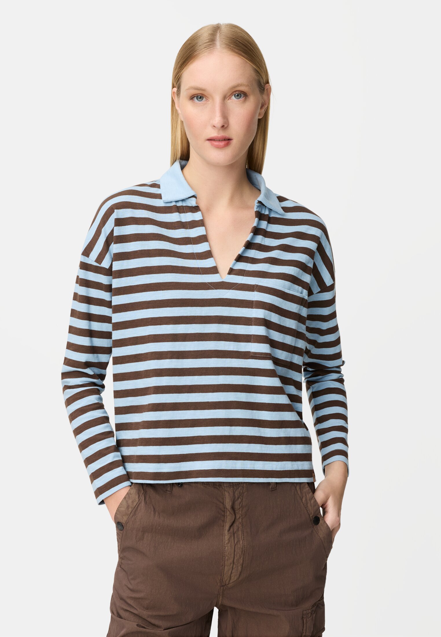 Women Long sleeve shirt with chest pocket Brown worn front