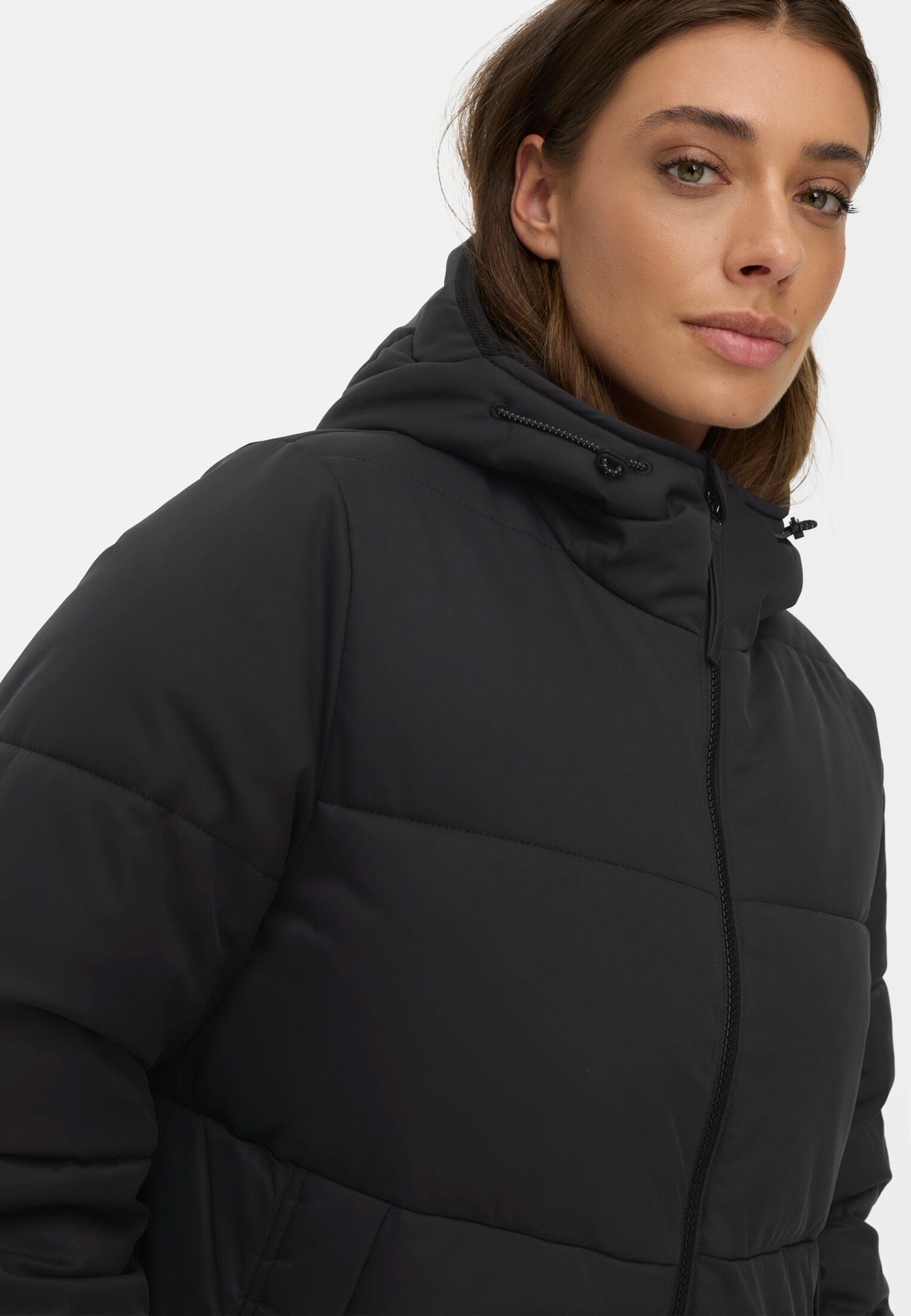 Damen Gefütterte Jacke mit reflektierenden Details Schwarz getragen detailliert nah