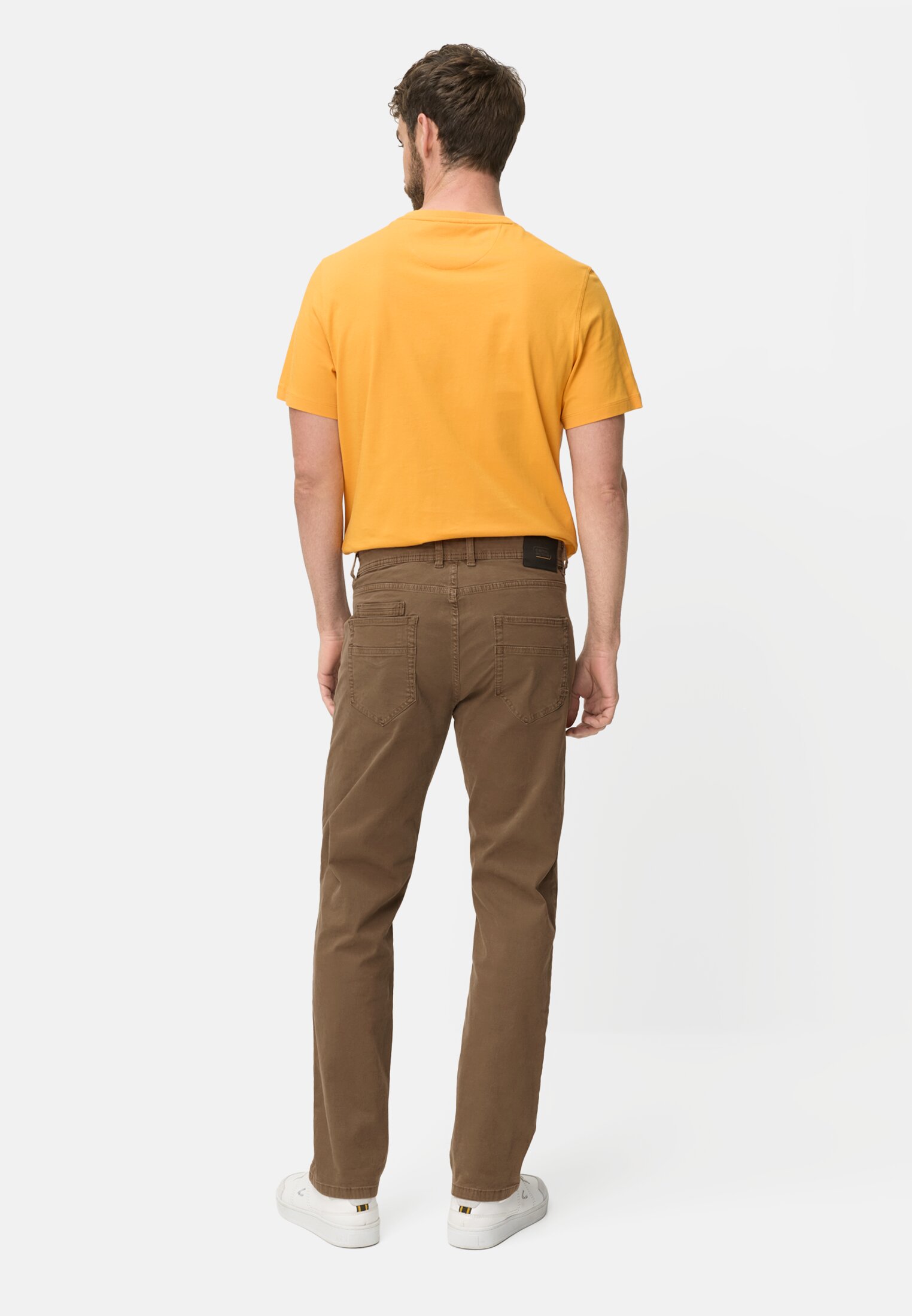 Heren Broek met 5-pocket-design Slibbruin gedragen achter