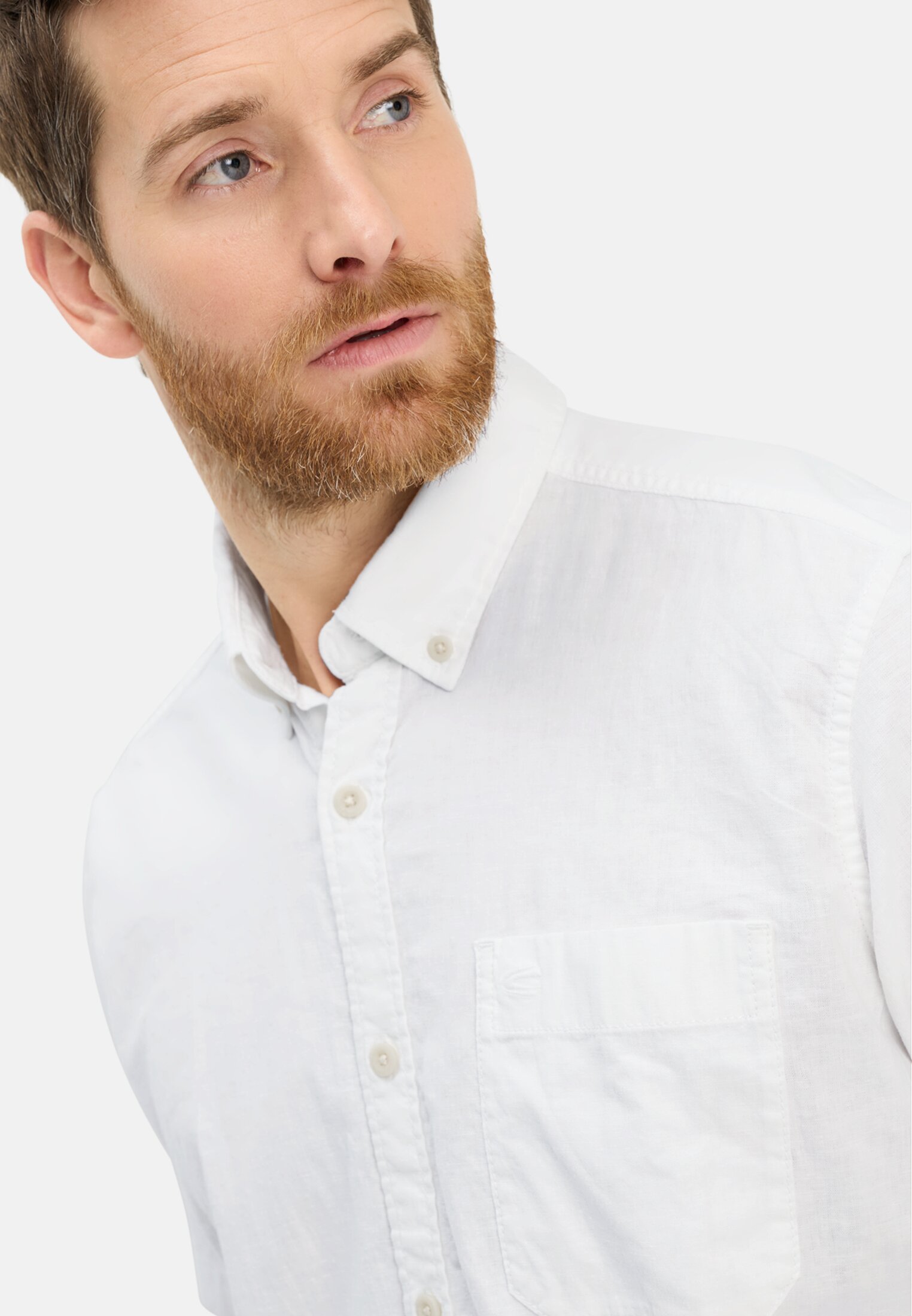 Heren Korte mouwen shirt van linnenmix Wit gedragen detail dichtbij