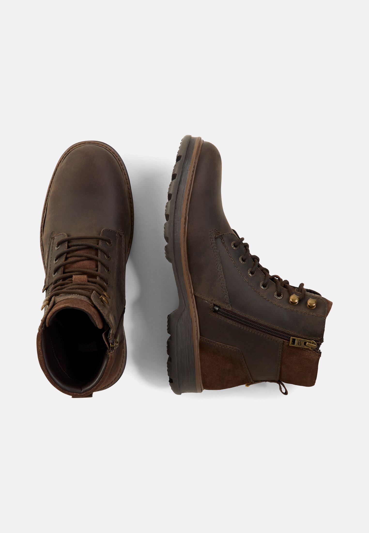 Men Boot with slip-resistant sole Brown frontal top