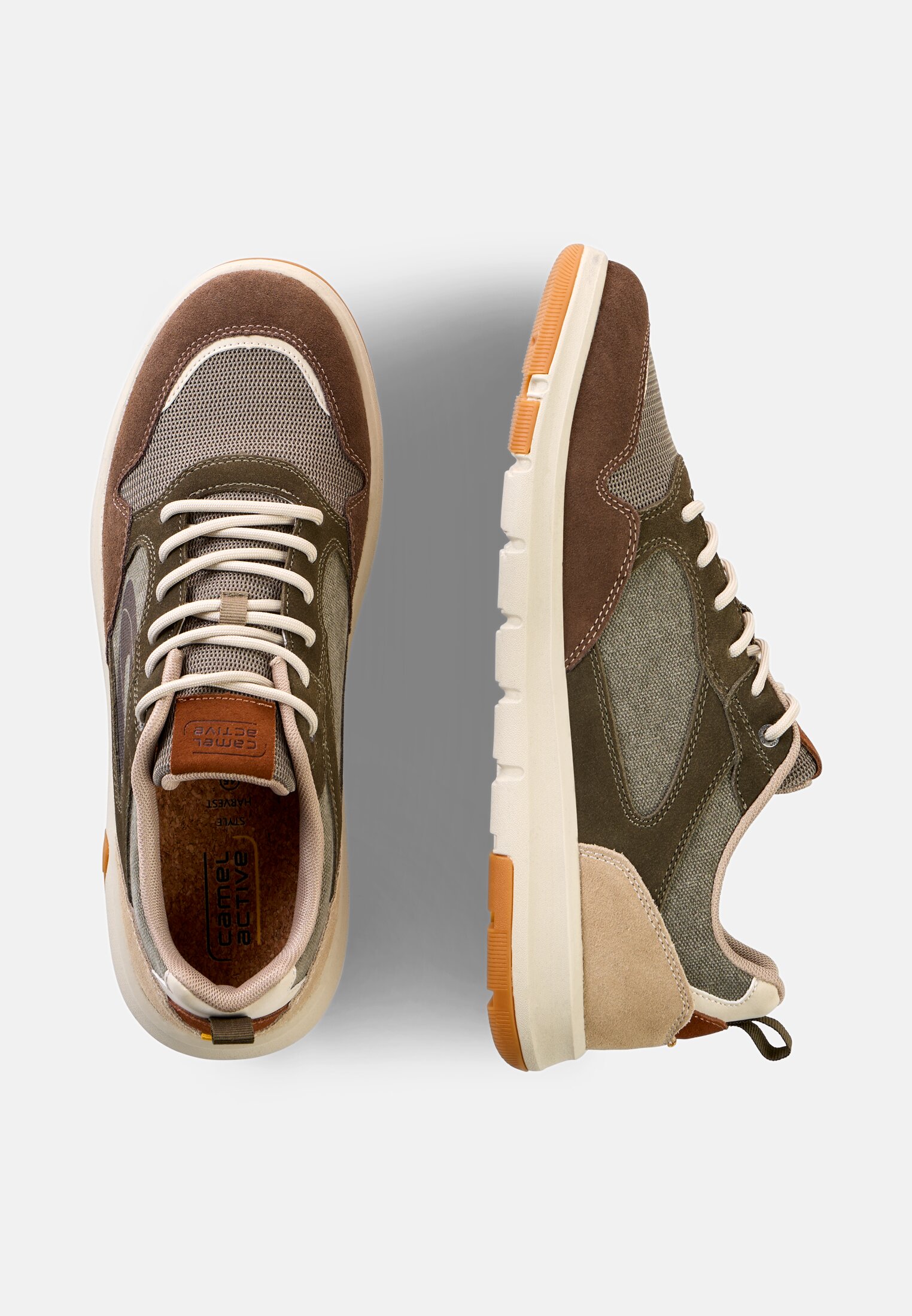 Herren Leichte Sneaker aus Leder und Textil frontal oben