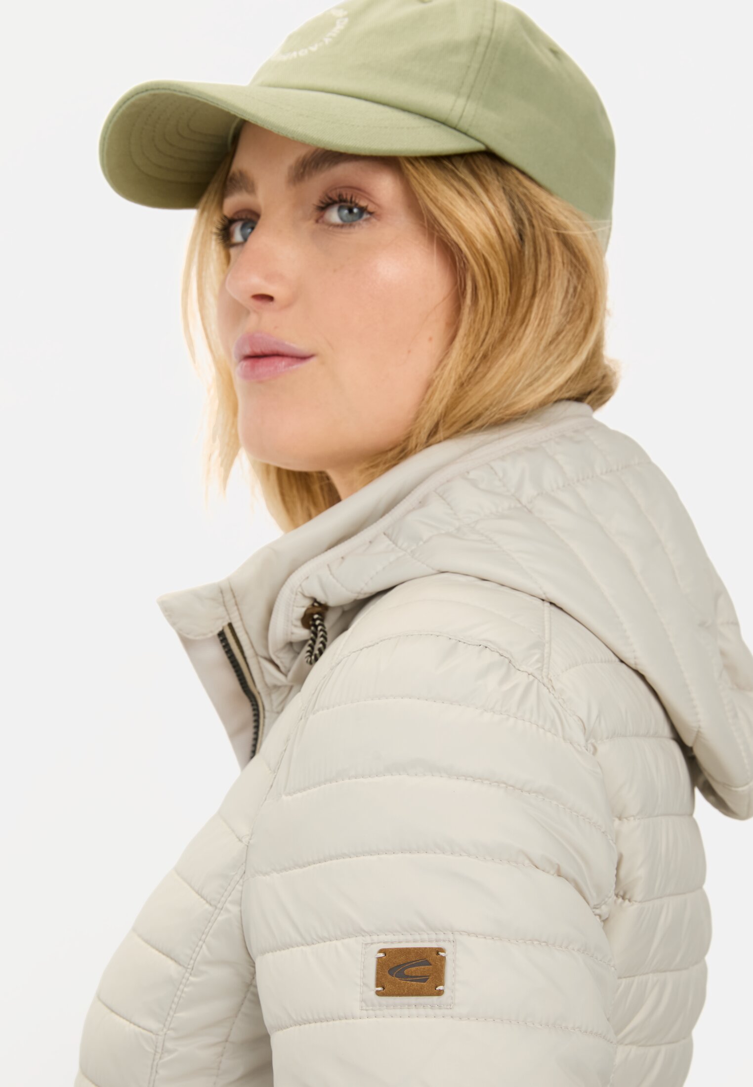 Women Quilted jacket made from recycled polyamide Pearl white worn detail close