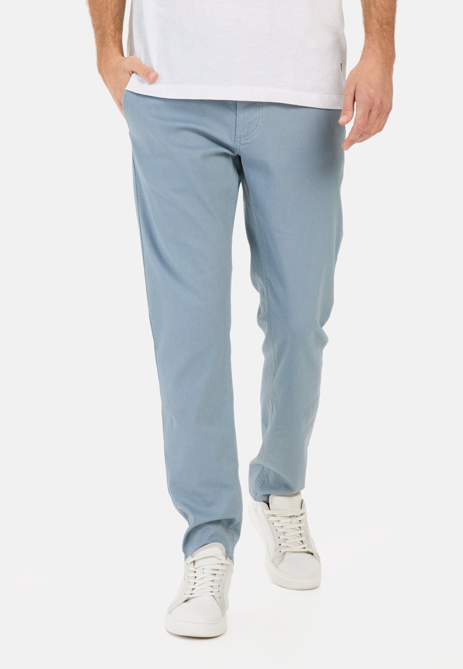 Heren Basic chino slim fit Blauw gedragen voor
