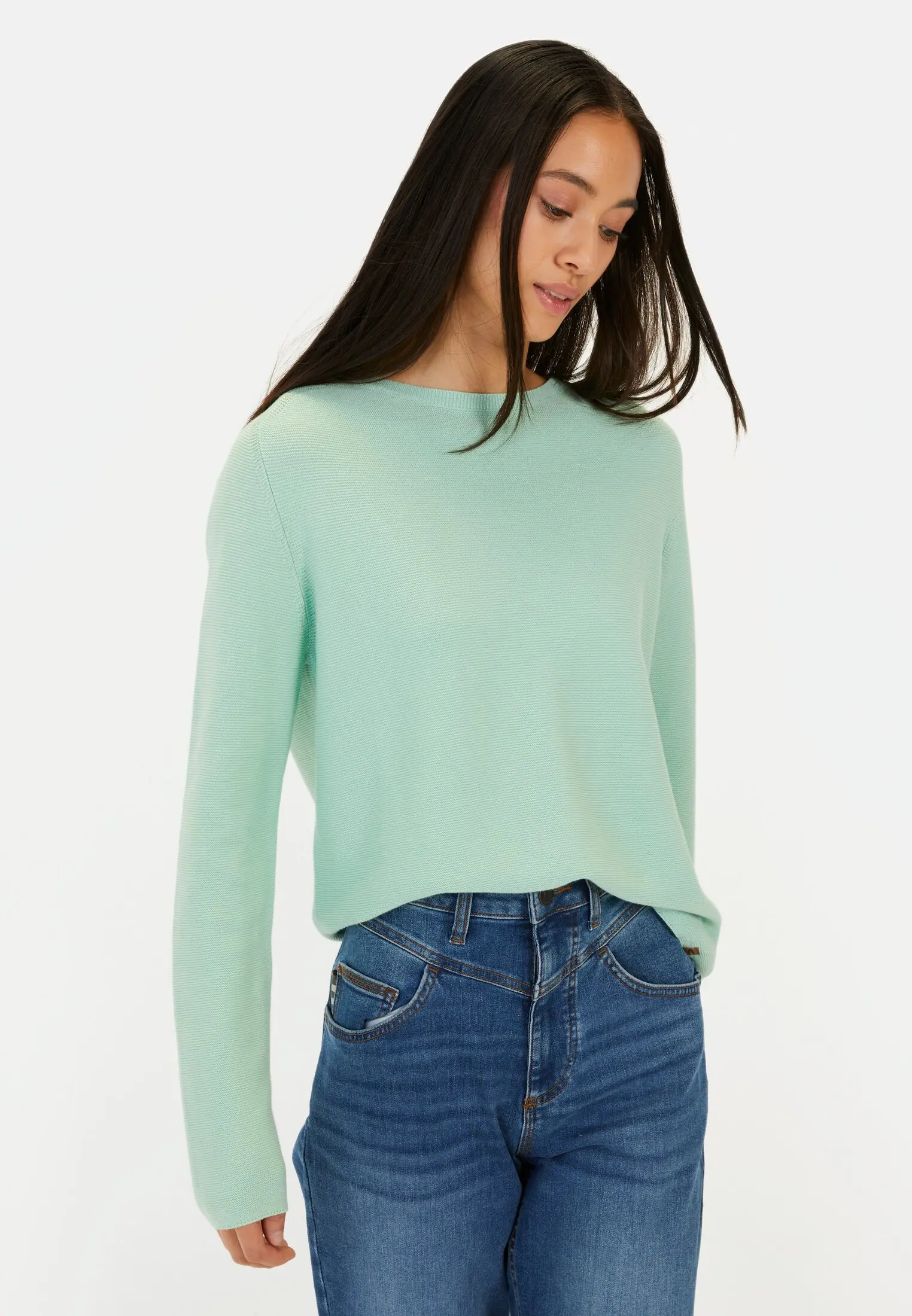Women Knitted sweater made of pure cotton Peppermint worn front