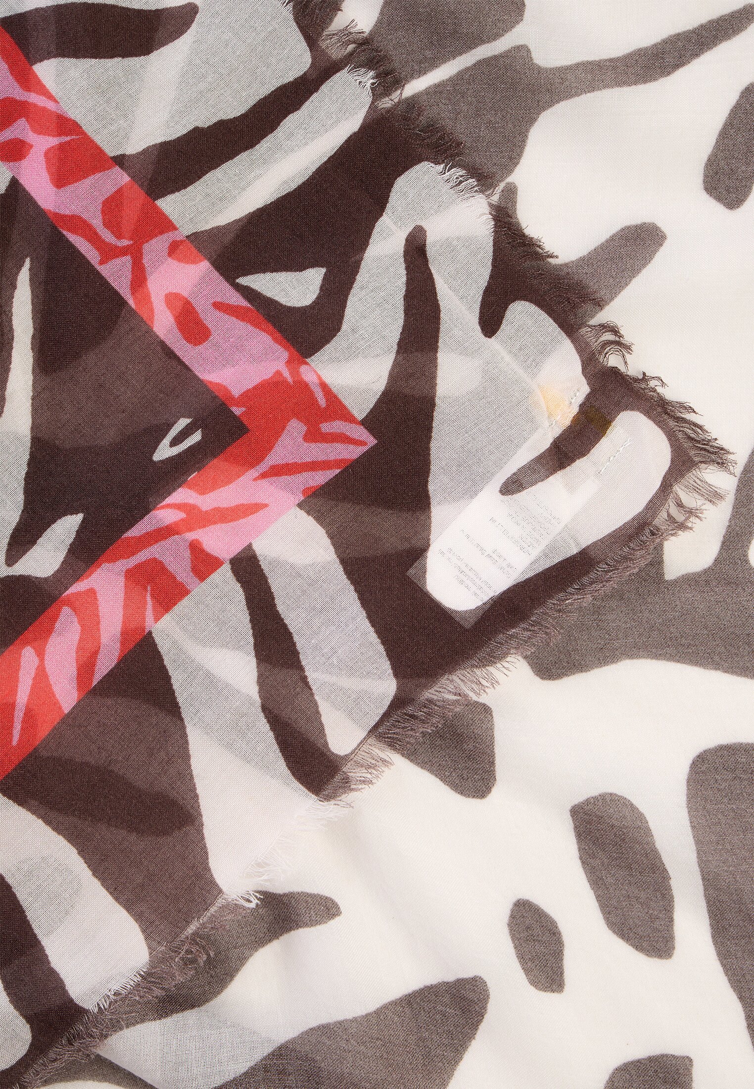 Vrouwen Sjaal met all-over print Bruin achter dichtbij