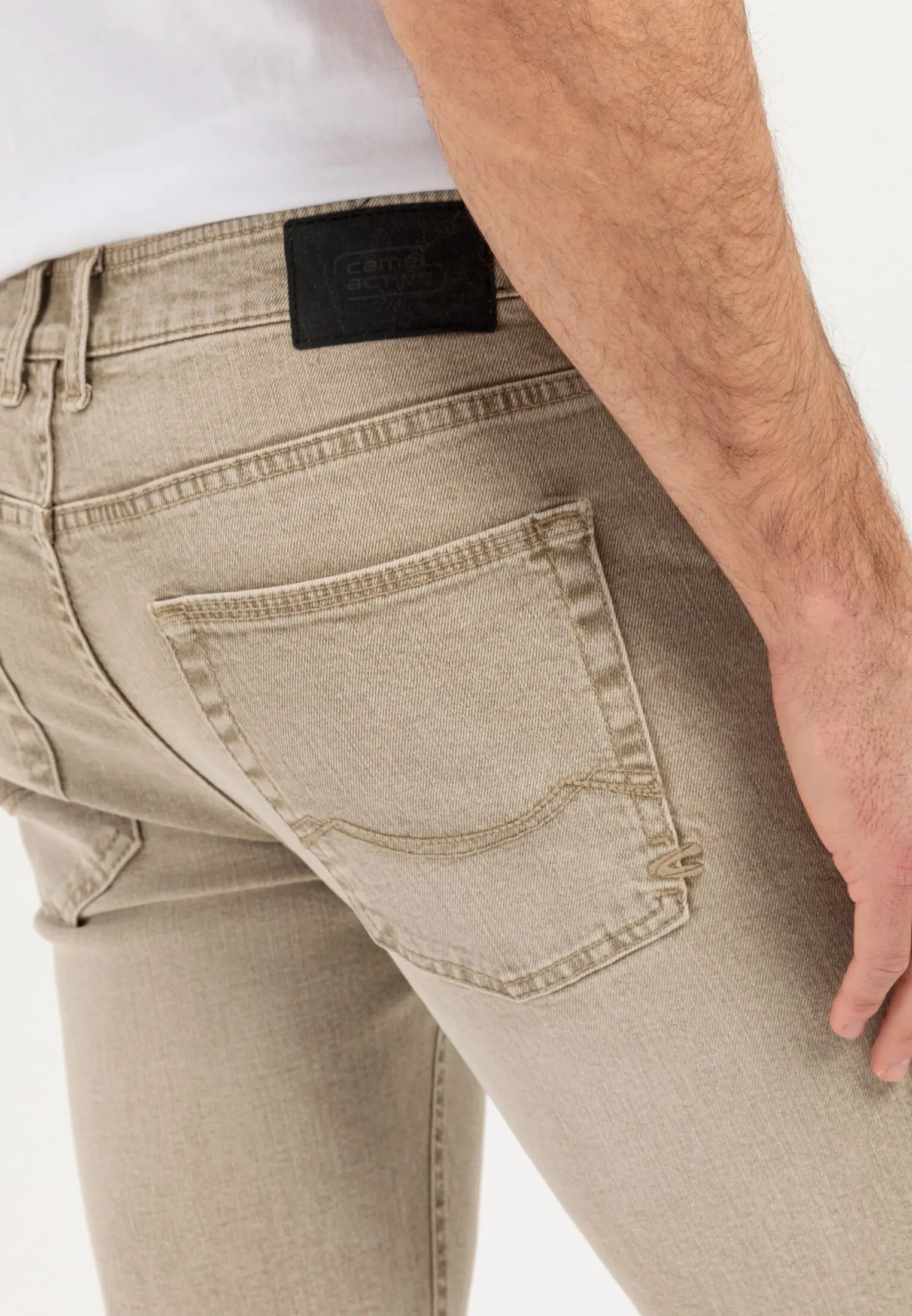 Slim Fit für Herren in Beige | 36/32 | camel active 