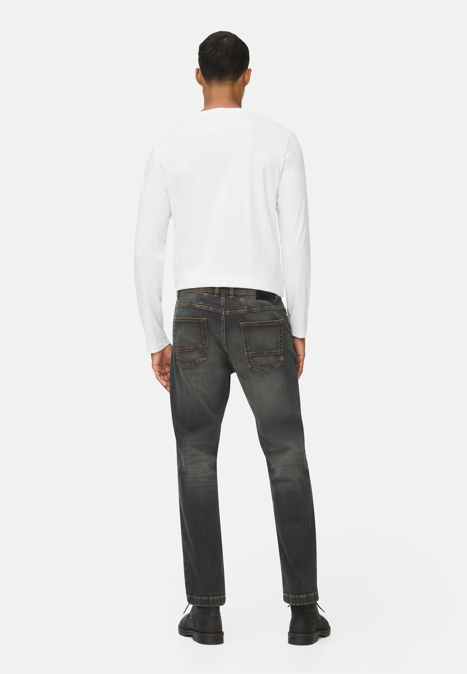 Men fleXXXactive® Jeans Relaxed Fit Sepia brown worn back