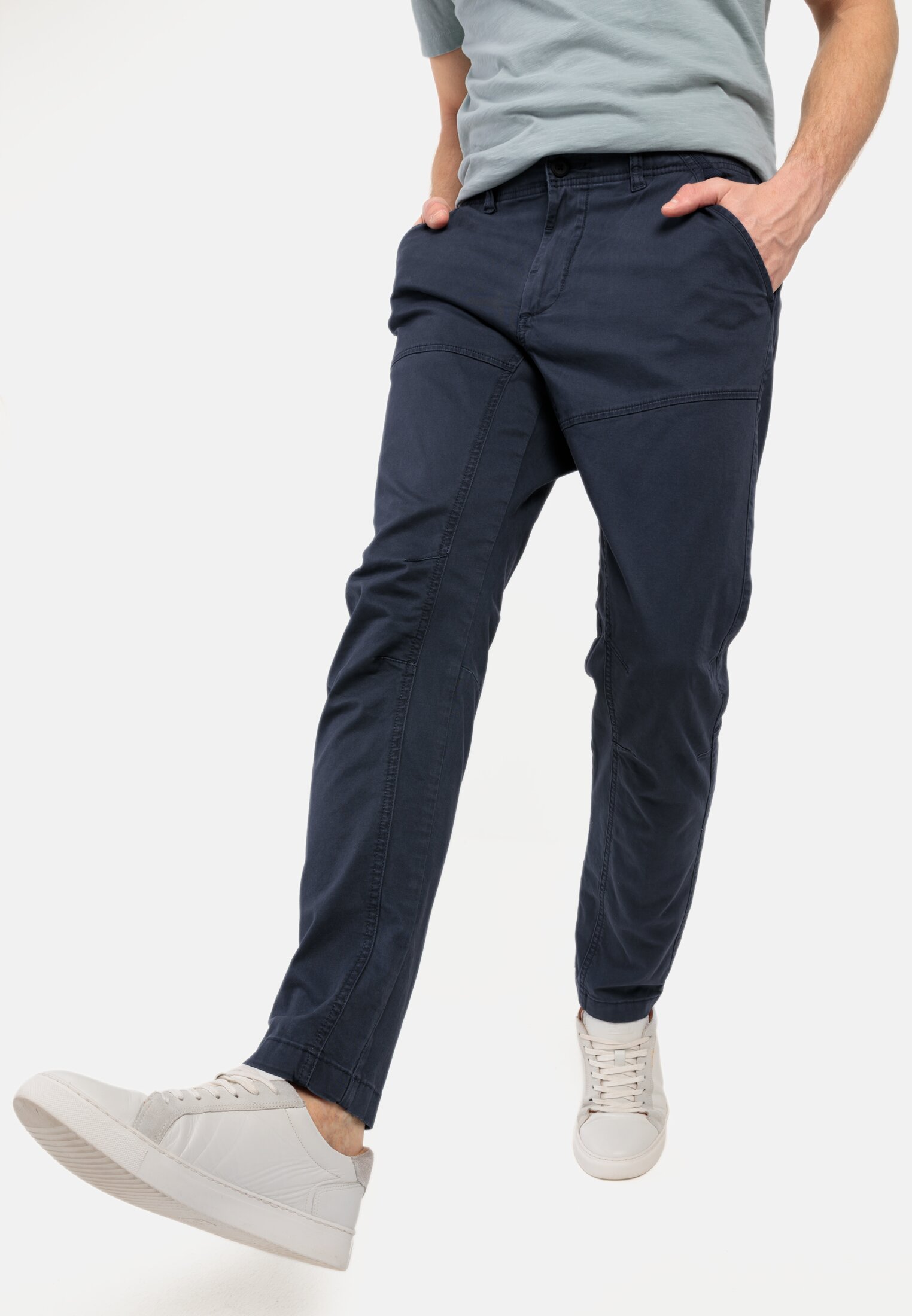 Men Tapered Fit Chino Dark Blue worn emotional