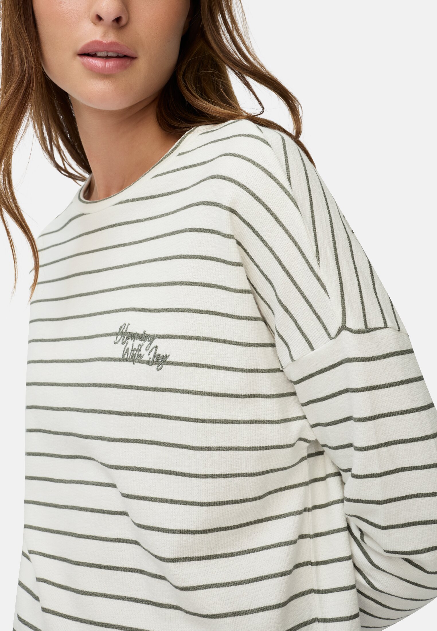 Vrouwen Shirt met lange mouwen van puur katoen Grijs - Groen gedragen detail dichtbij  