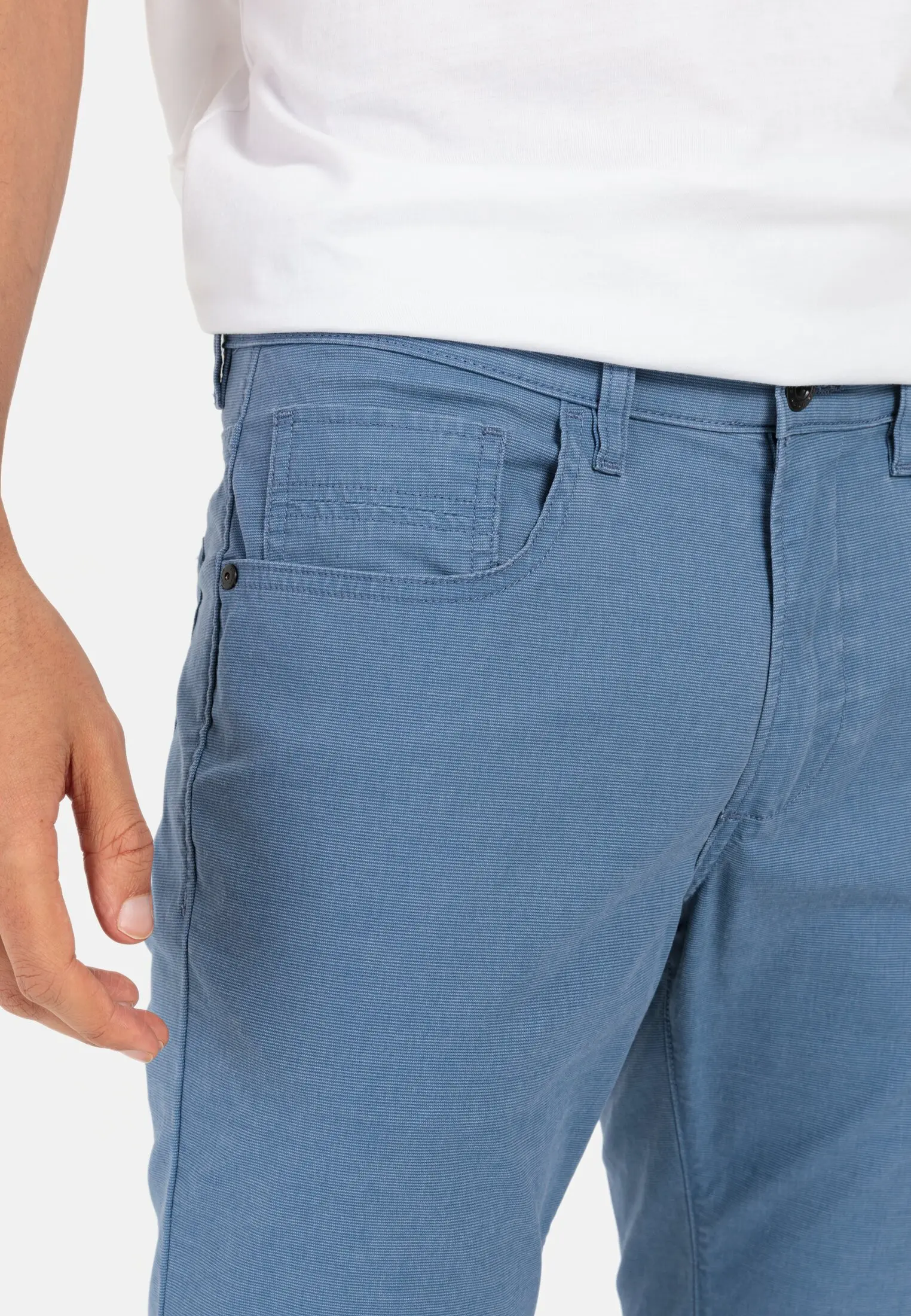 Relaxed Fit für Herren in Blau | 42/30 | camel active
