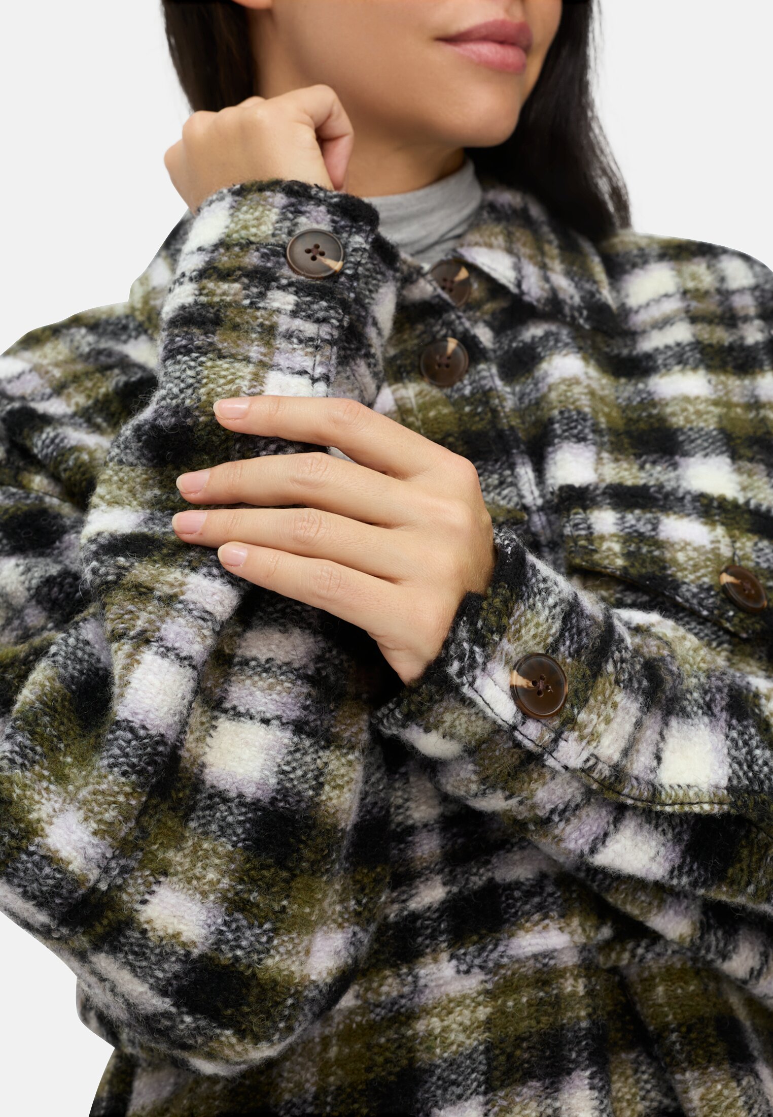 Women Indoor jacket in an oversized fit Caviar worn detail close