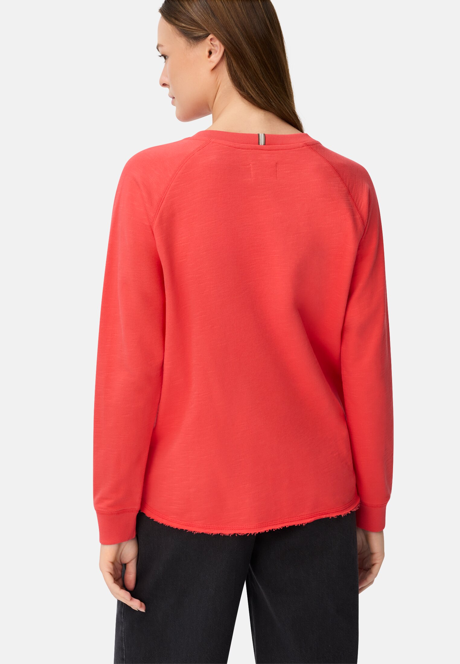 Vrouwen Sweatshirt met raglanmouwen Vlamrood gedragen achter