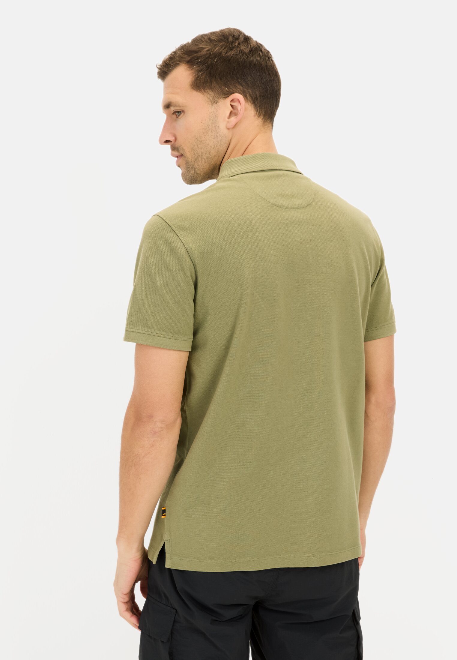 MI_09920-5P00-34_M2-00 Men Short-sleeve polo shirt made of cotton Dark Green worn back