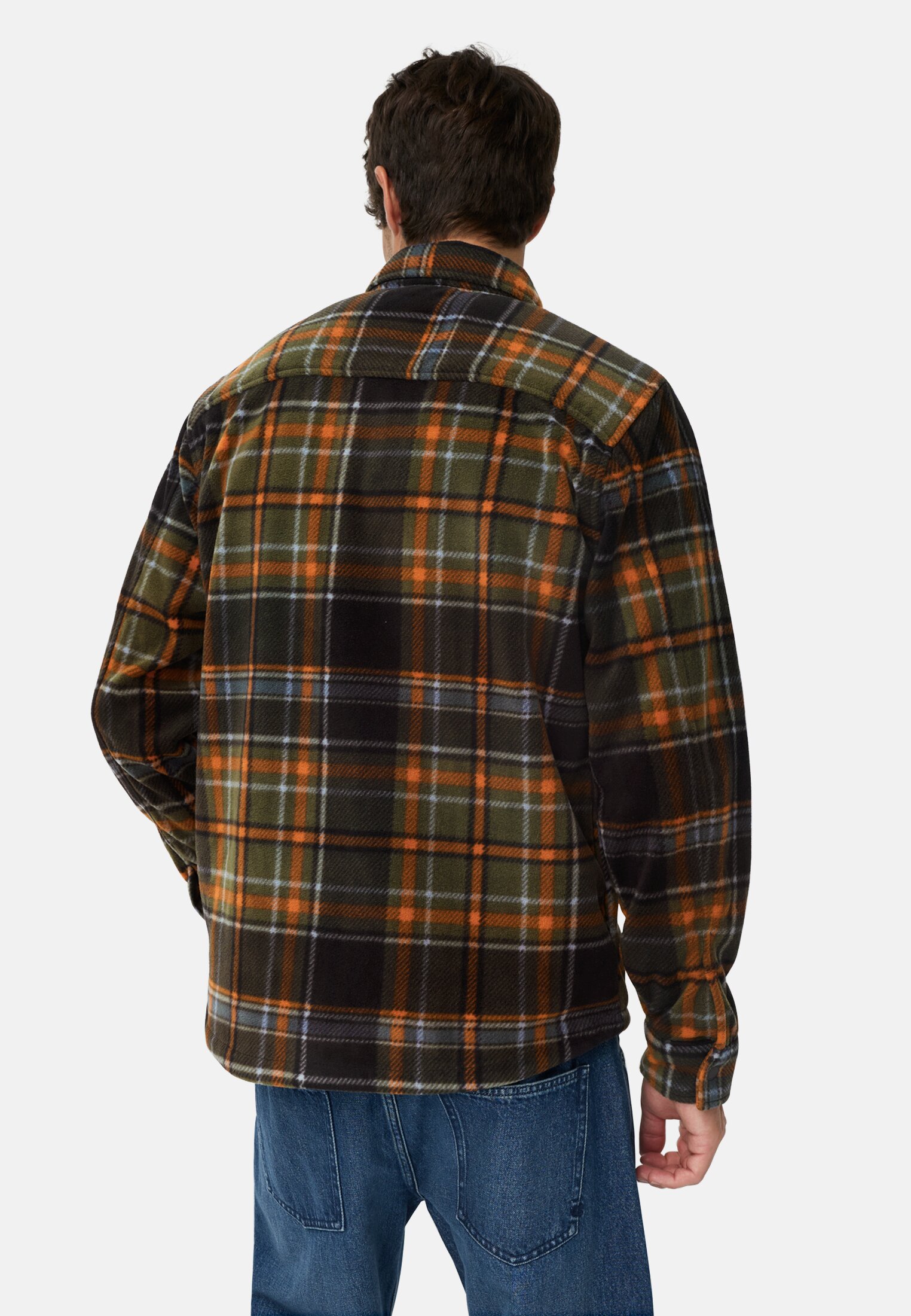 Herren Overshirt mit Seitentaschen Zimt getragen hinten