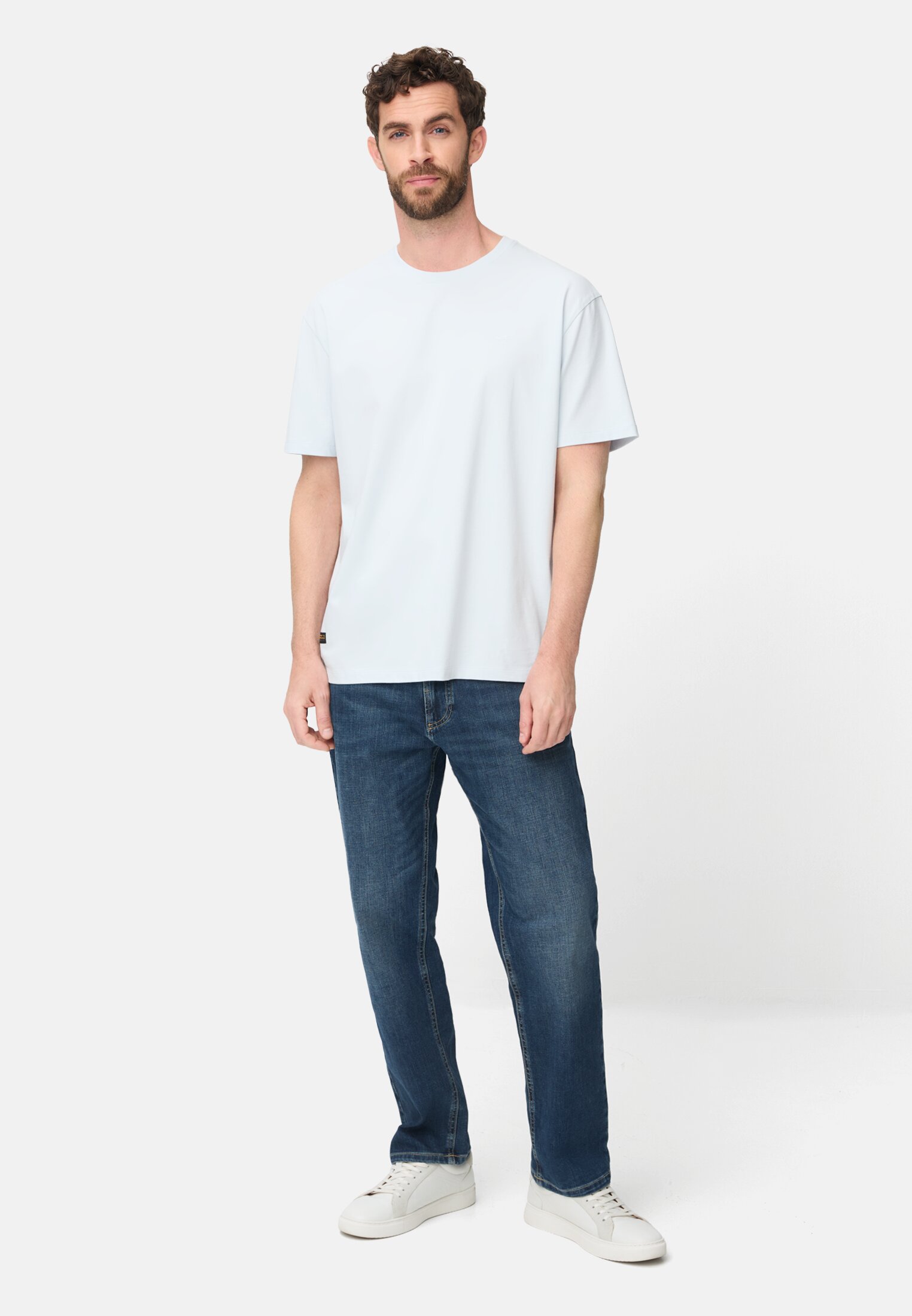 Heren T-shirt van puur katoen Hemelsblauw gedragen voor lichaam compleet