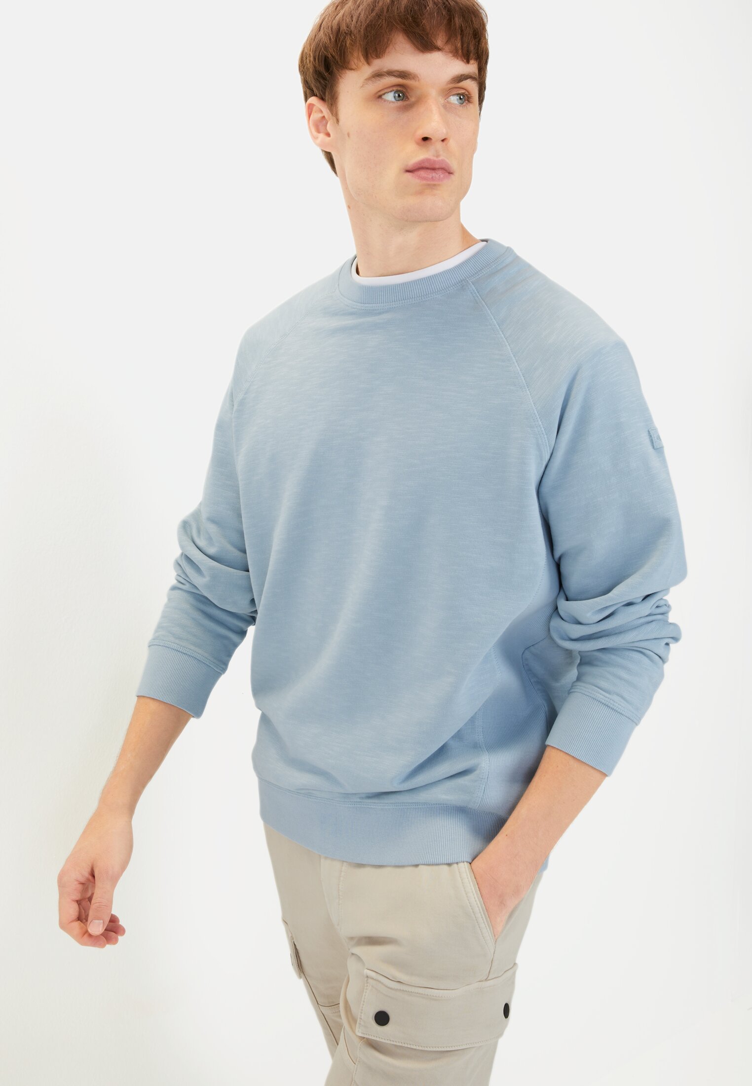 Men Sweatshirt made from pure Cotton Blue worn emotional