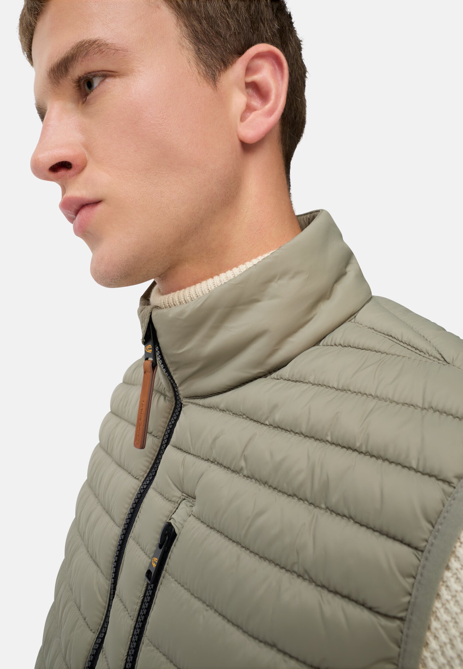 Men Quilted vest made from recycled polyamide Green worn detail close