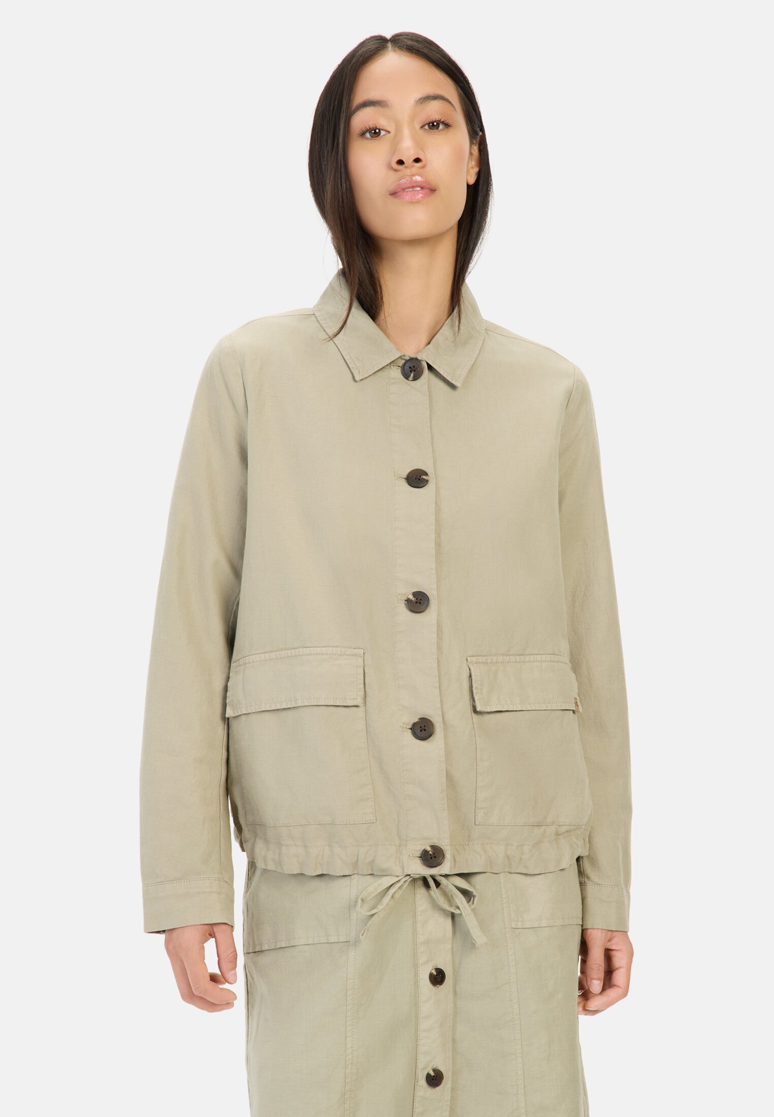 Women Lightweight blazer made from a linen blend Beige worn front
