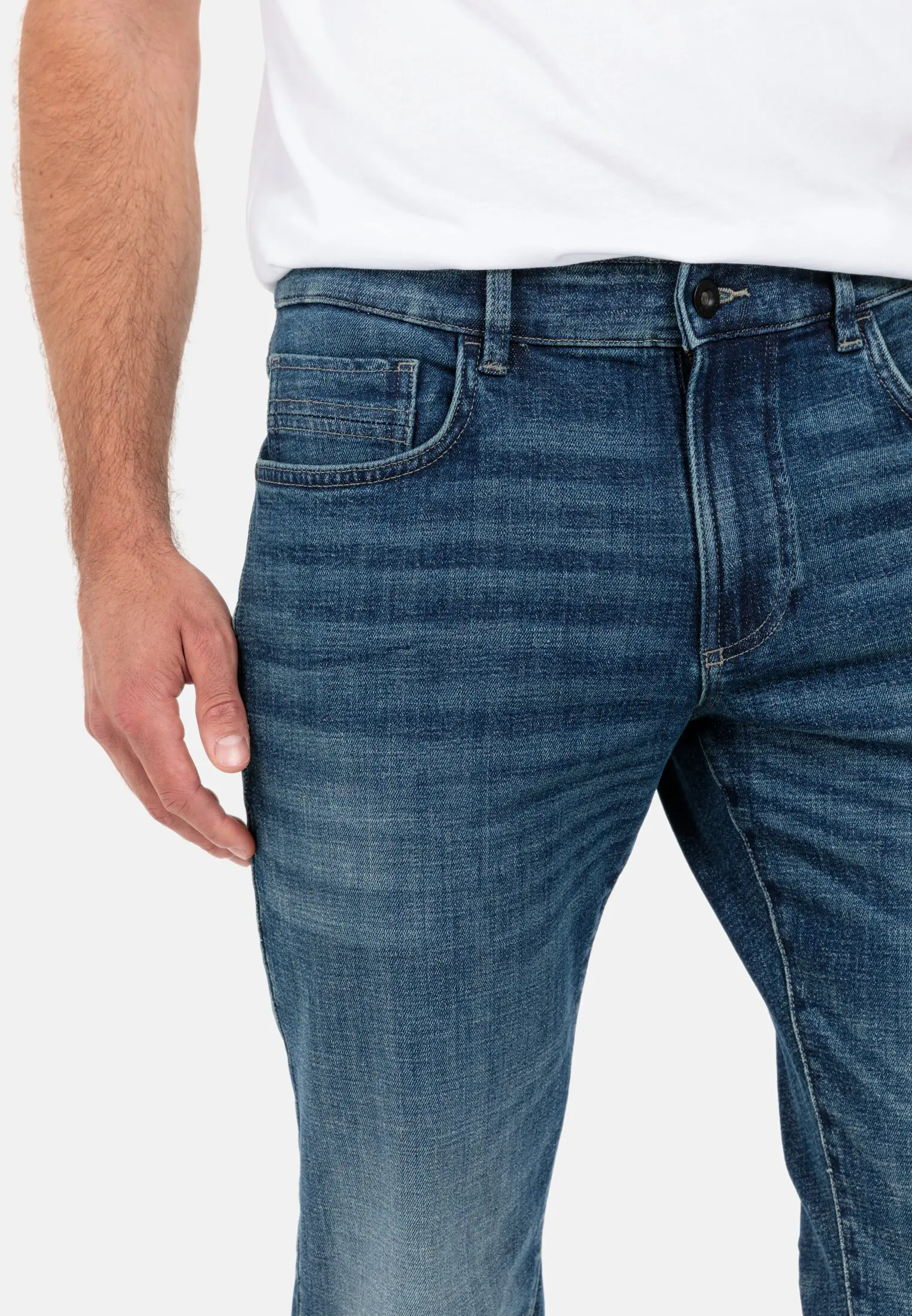 Relaxed Fit für Herren in Blau | 31/32 | camel active