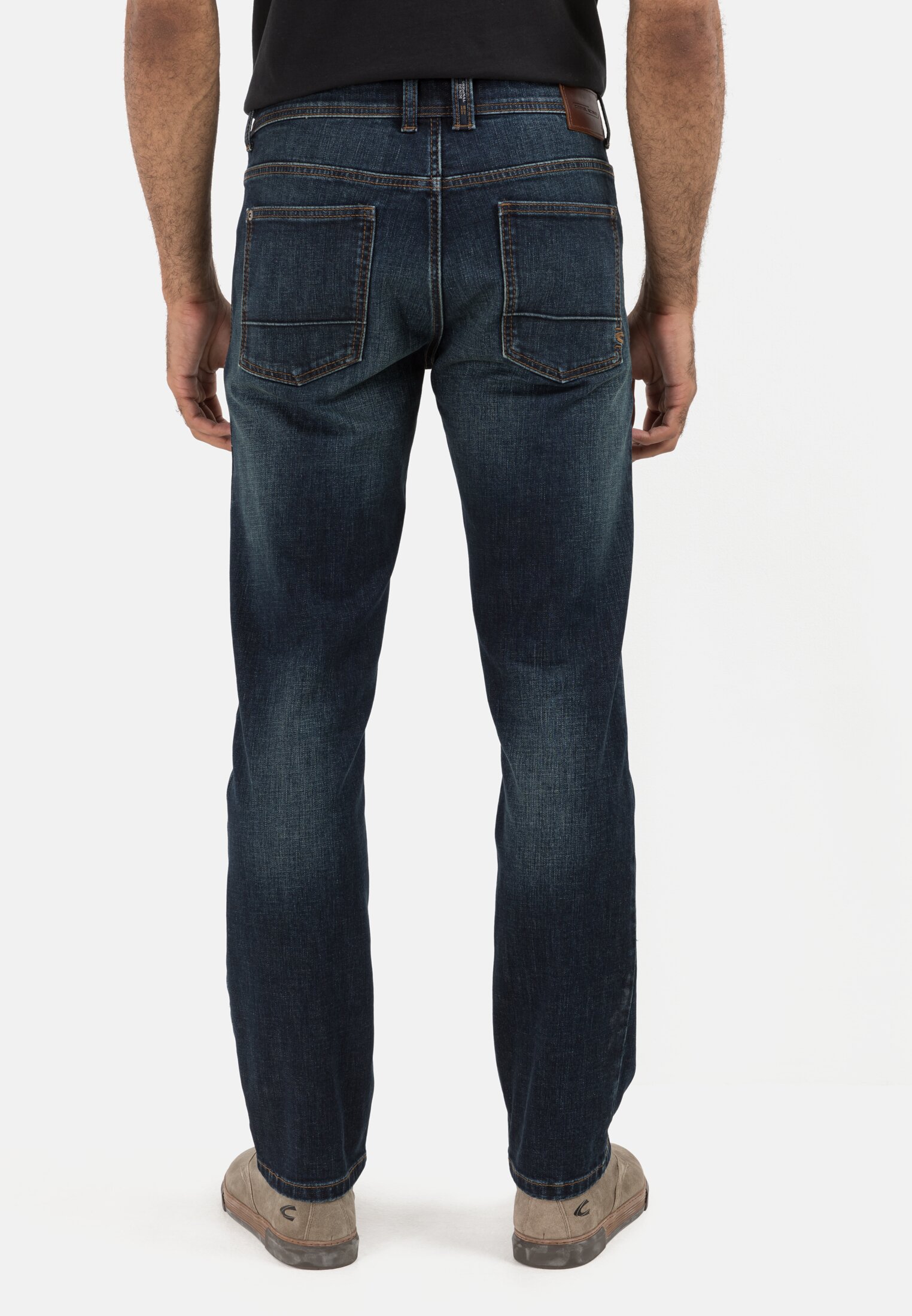 Men Regular Fit 5-Pocket Jeans in Cotton Dark Blue worn back