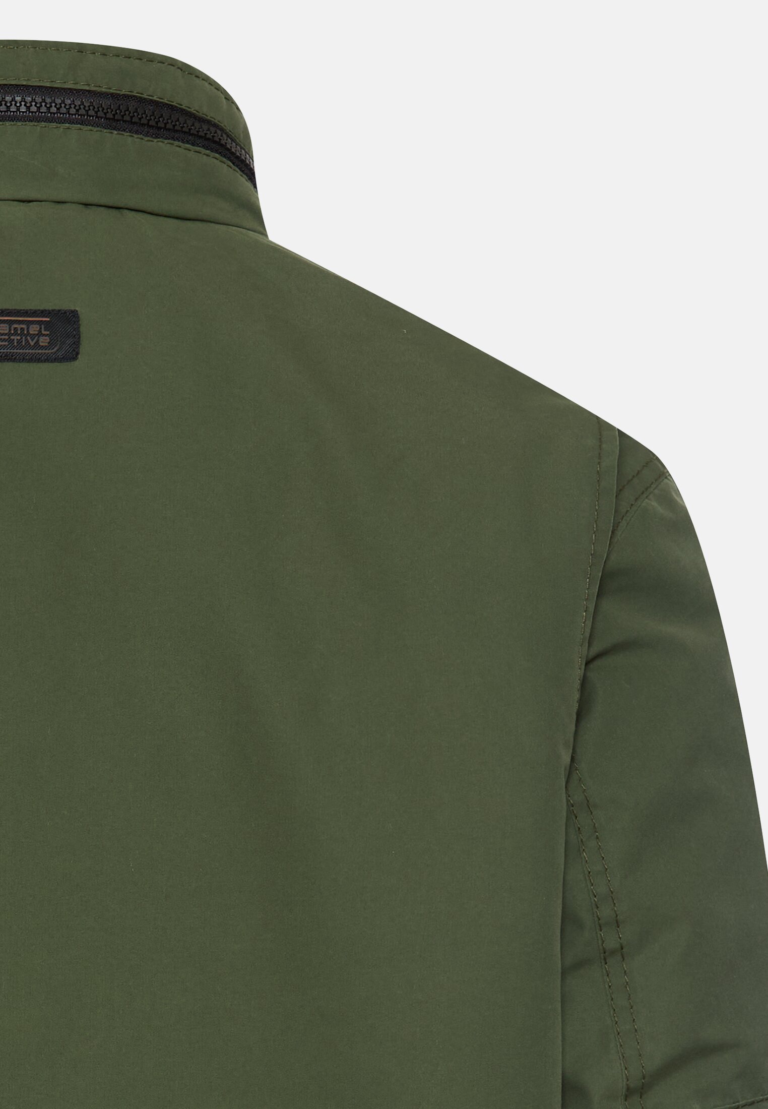 Herren Field Jacket mit verstallbarem Bund Blattgrün hinten nah