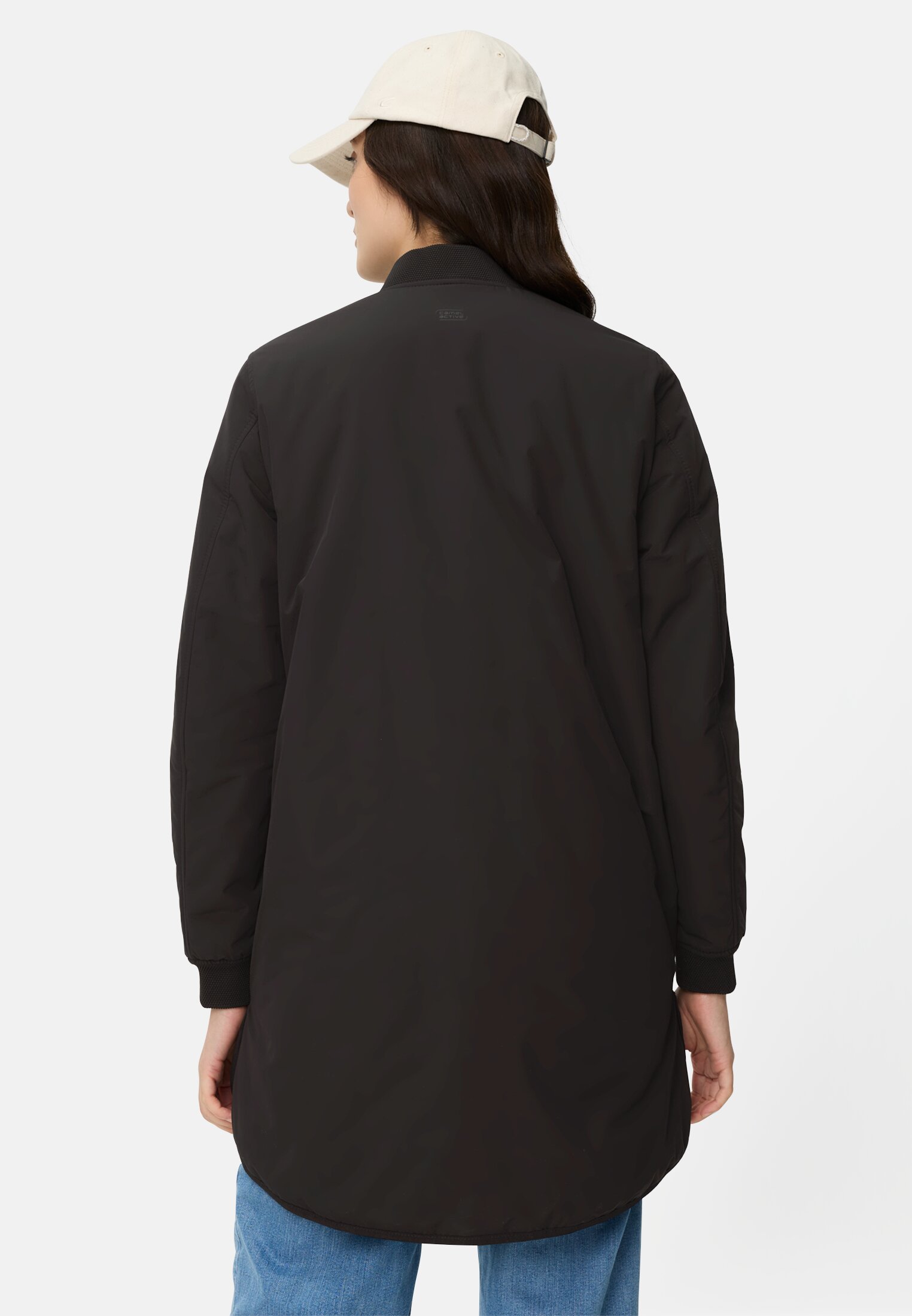 Damen Mantel mit 2-Wege-Reißverschluss Schwarz getragen hinten