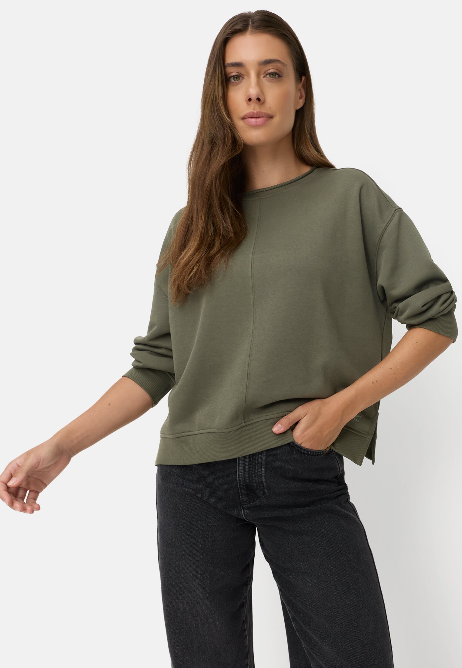 Damen Sweatshirt aus Baumwollgemisch Dunkelgrün getragen emotional