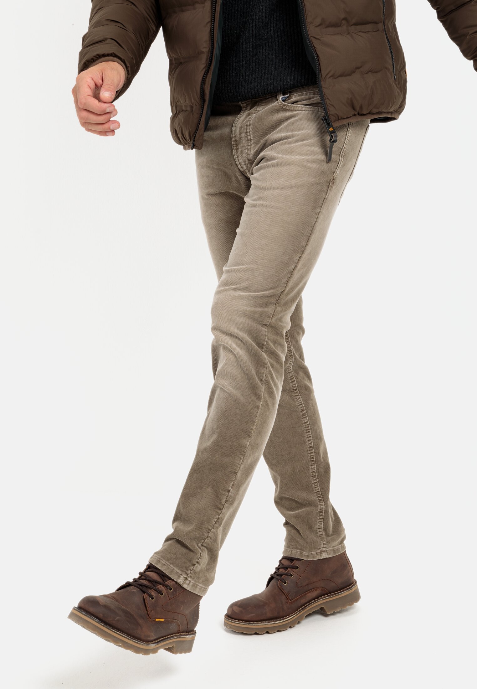 Men Slim Fit 5-Pocket Corduroy Trousers Brown worn emotional