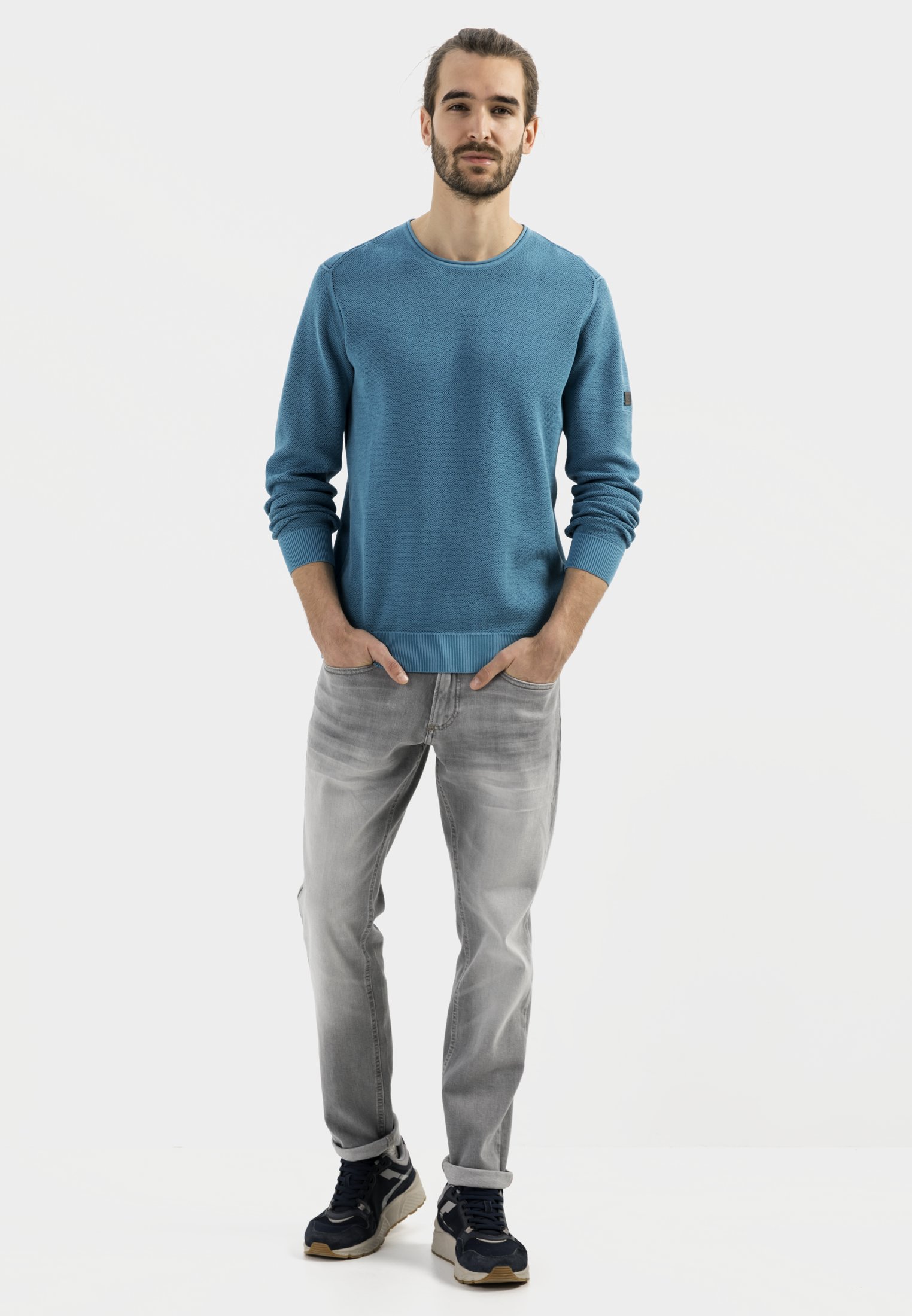 409541-5K01-48_M3-00.jpg