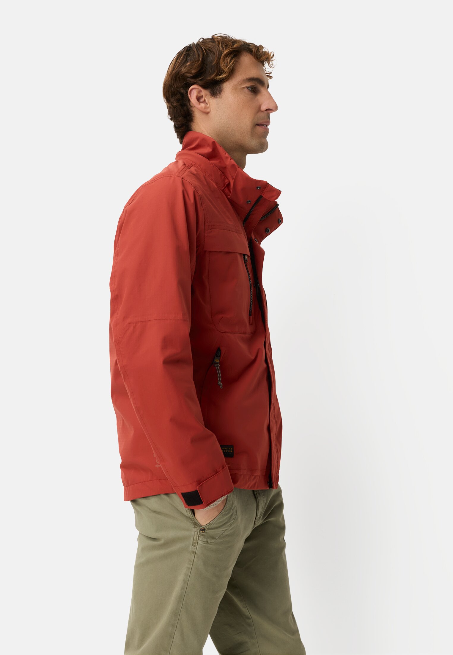 Herren teXXXactive® Blouson mit abnehmbarer Kapuze Rot getragen emotional