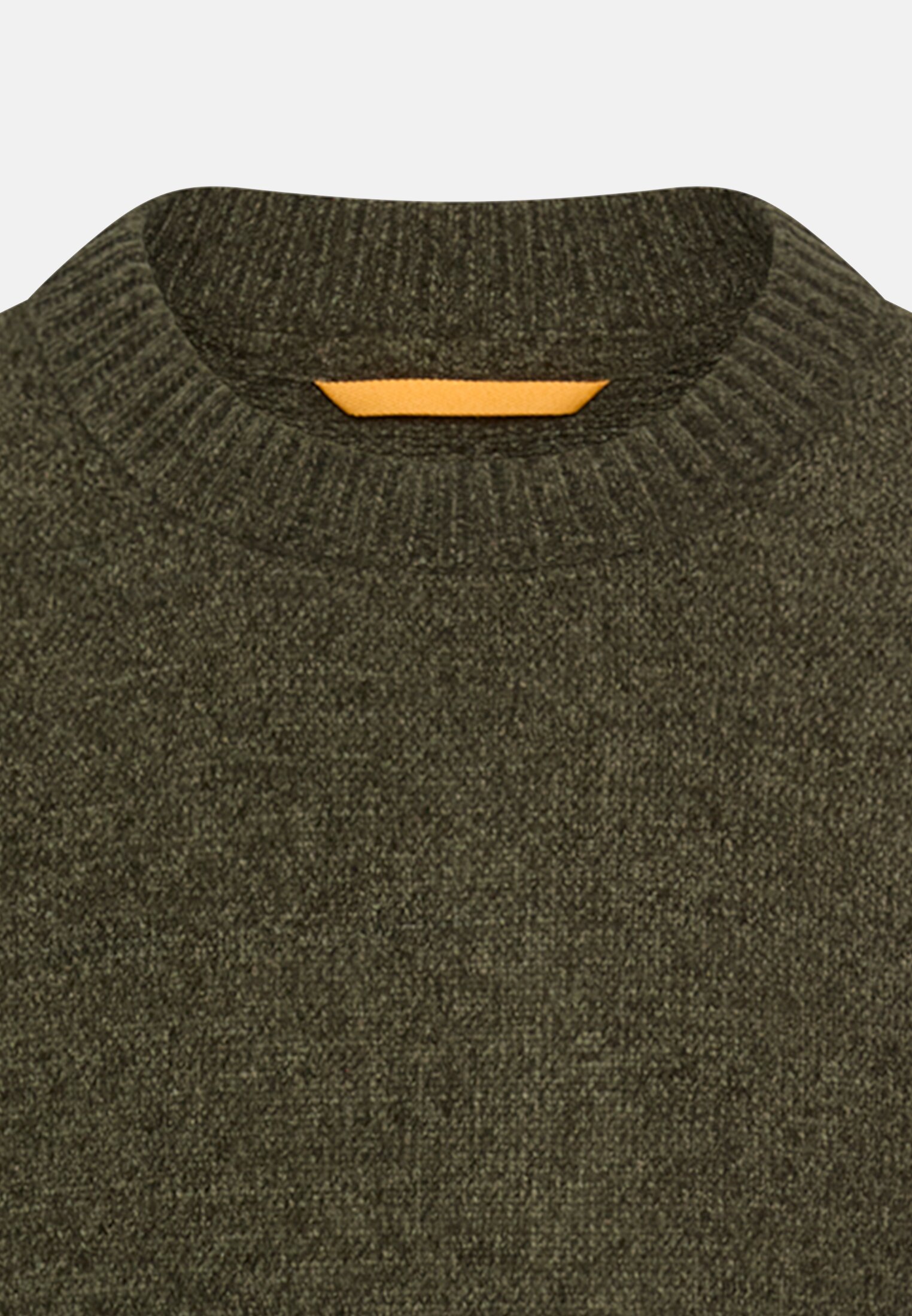 Men Sweater with round neck collar Forest green front close